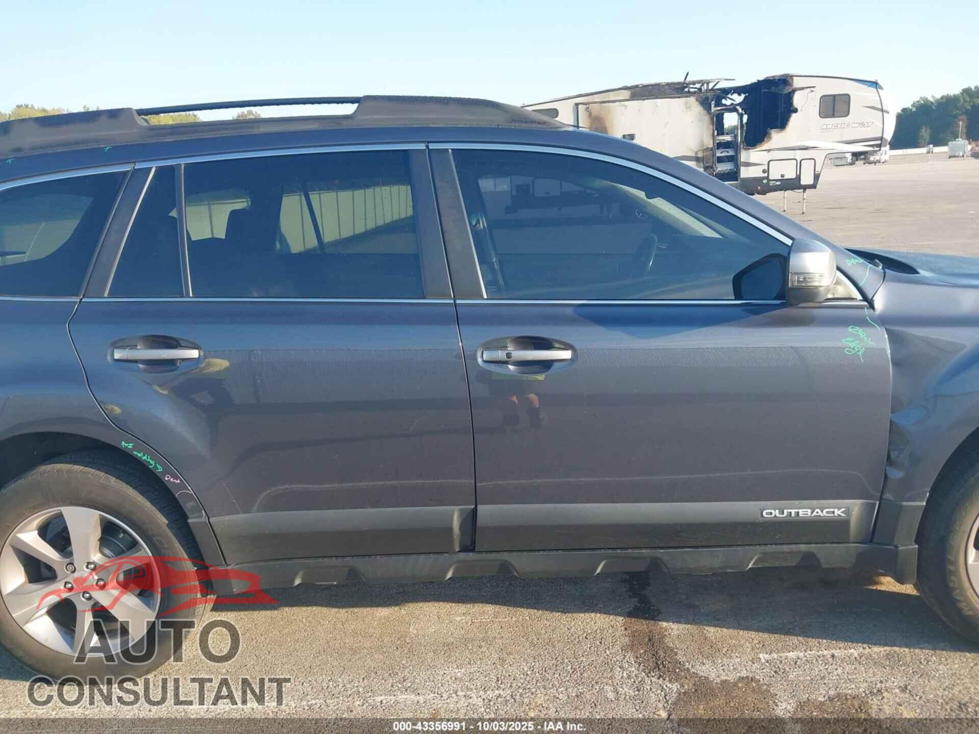SUBARU OUTBACK 2014 - 4S4BRBPC4E3281344