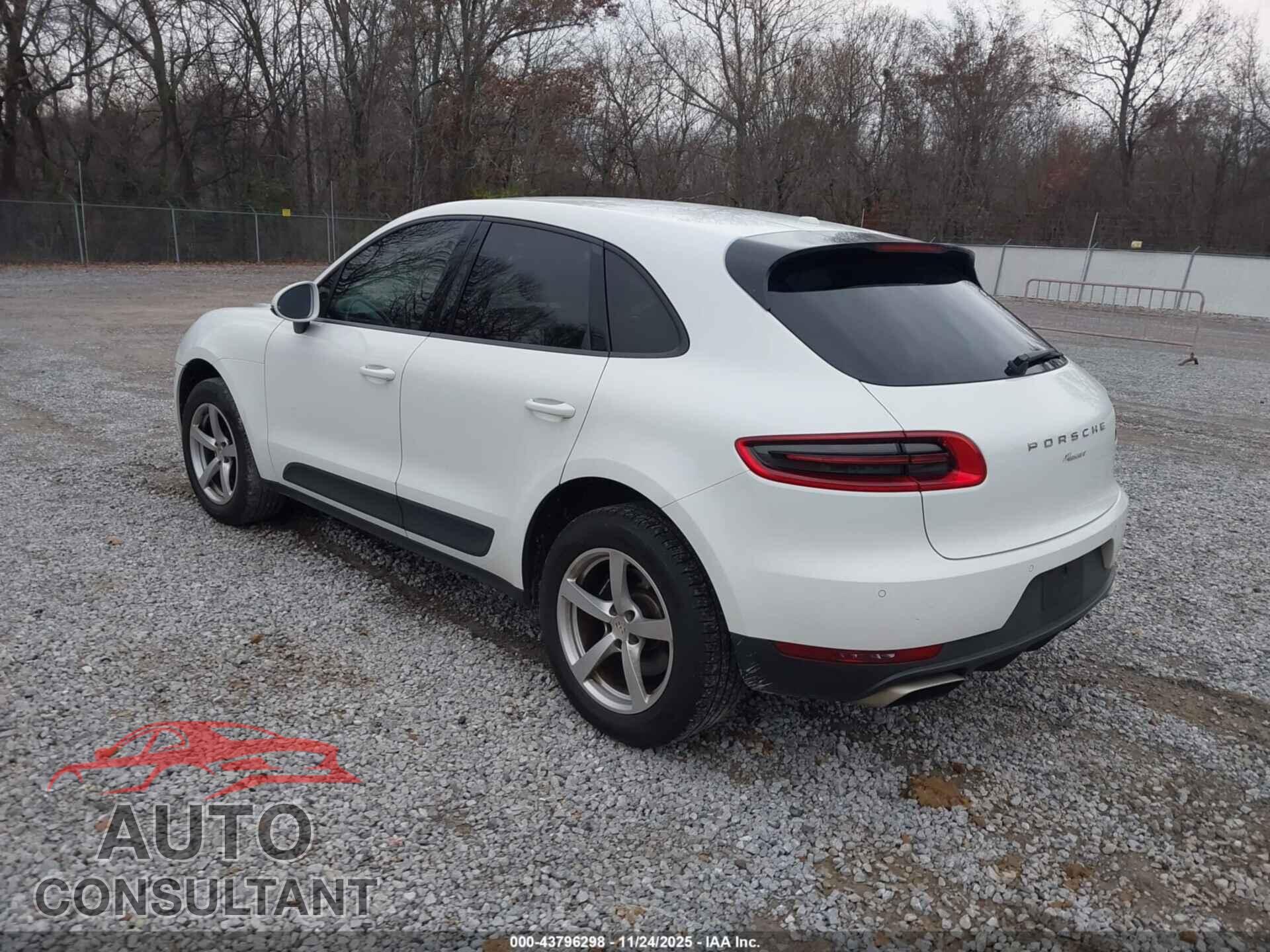 PORSCHE MACAN 2017 - WP1AA2A55HLB04063