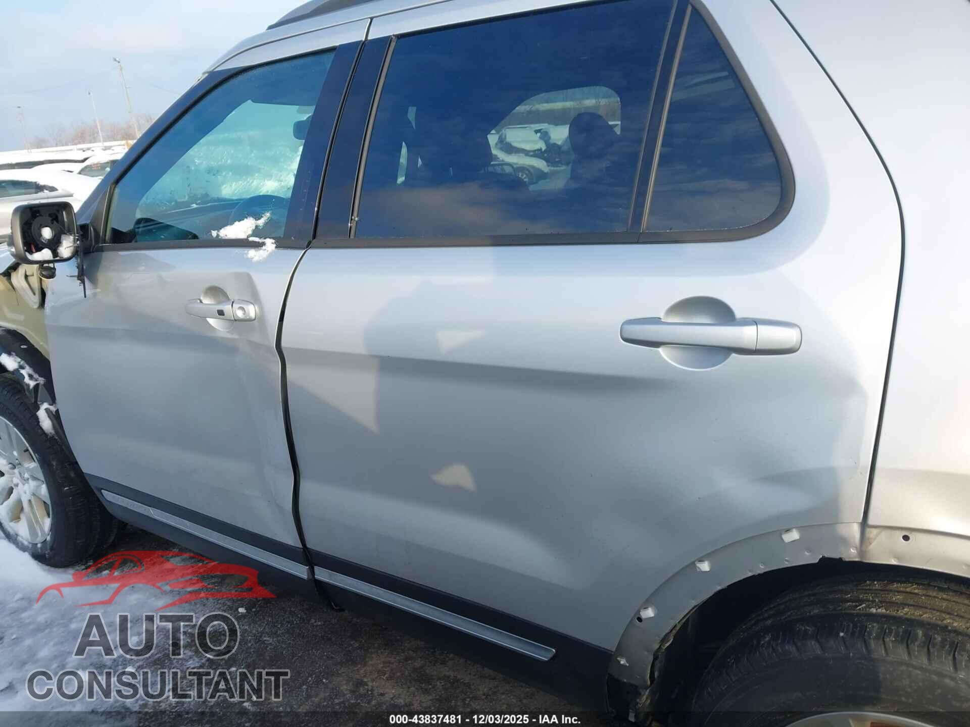 FORD EXPLORER 2018 - 1FM5K8D84JGB37610