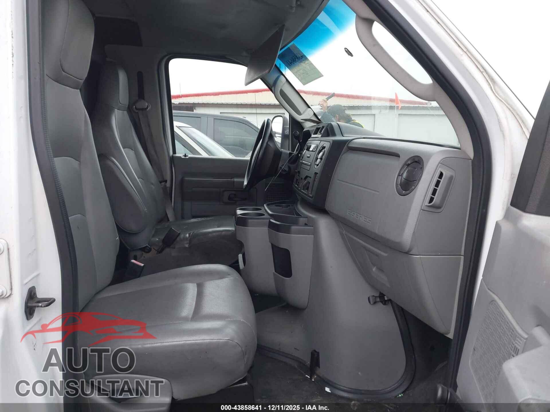 FORD E-150 2011 - 1FTNE1EWXBDA08256