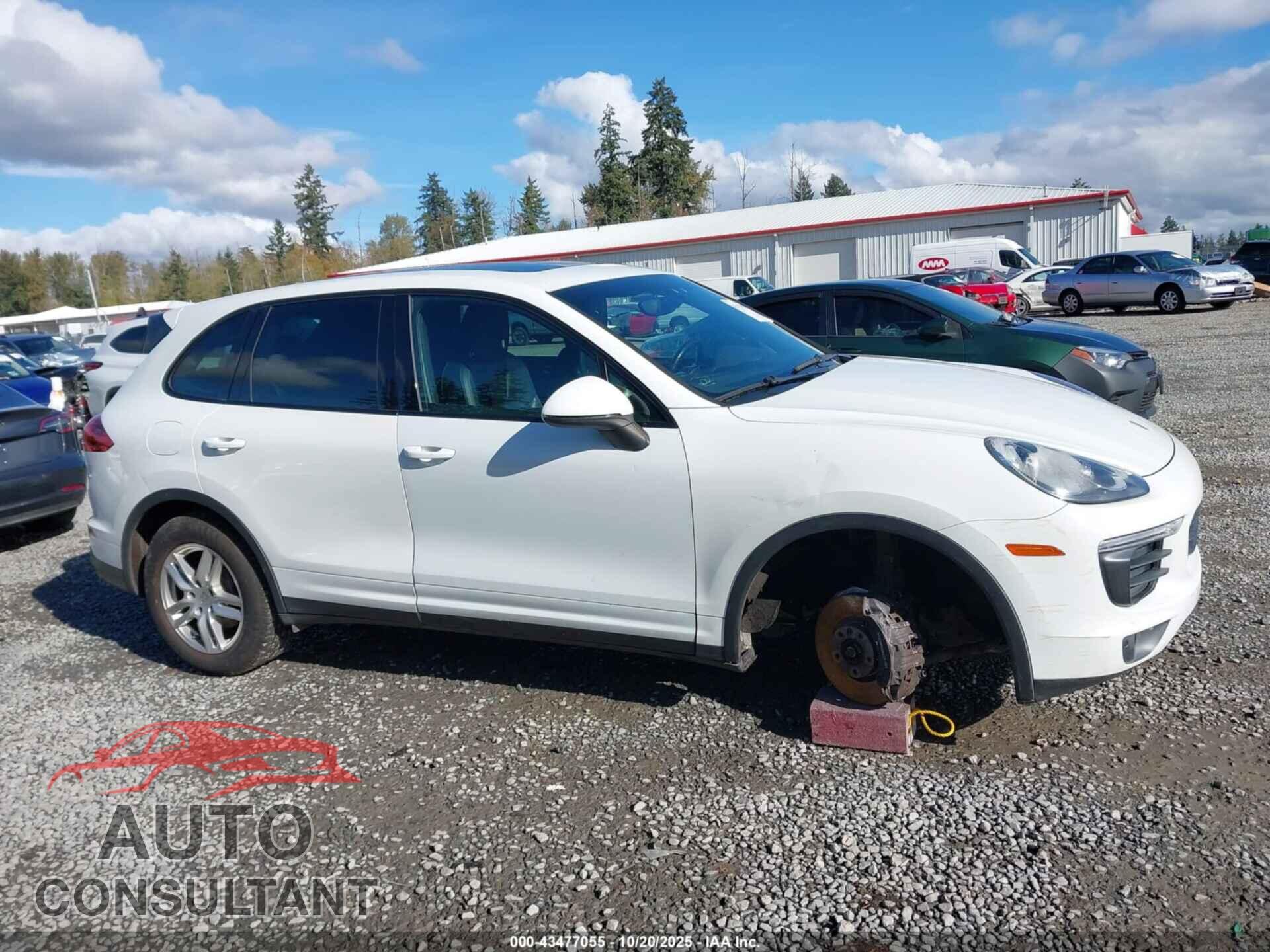 PORSCHE CAYENNE 2016 - WP1AA2A29GLA01362