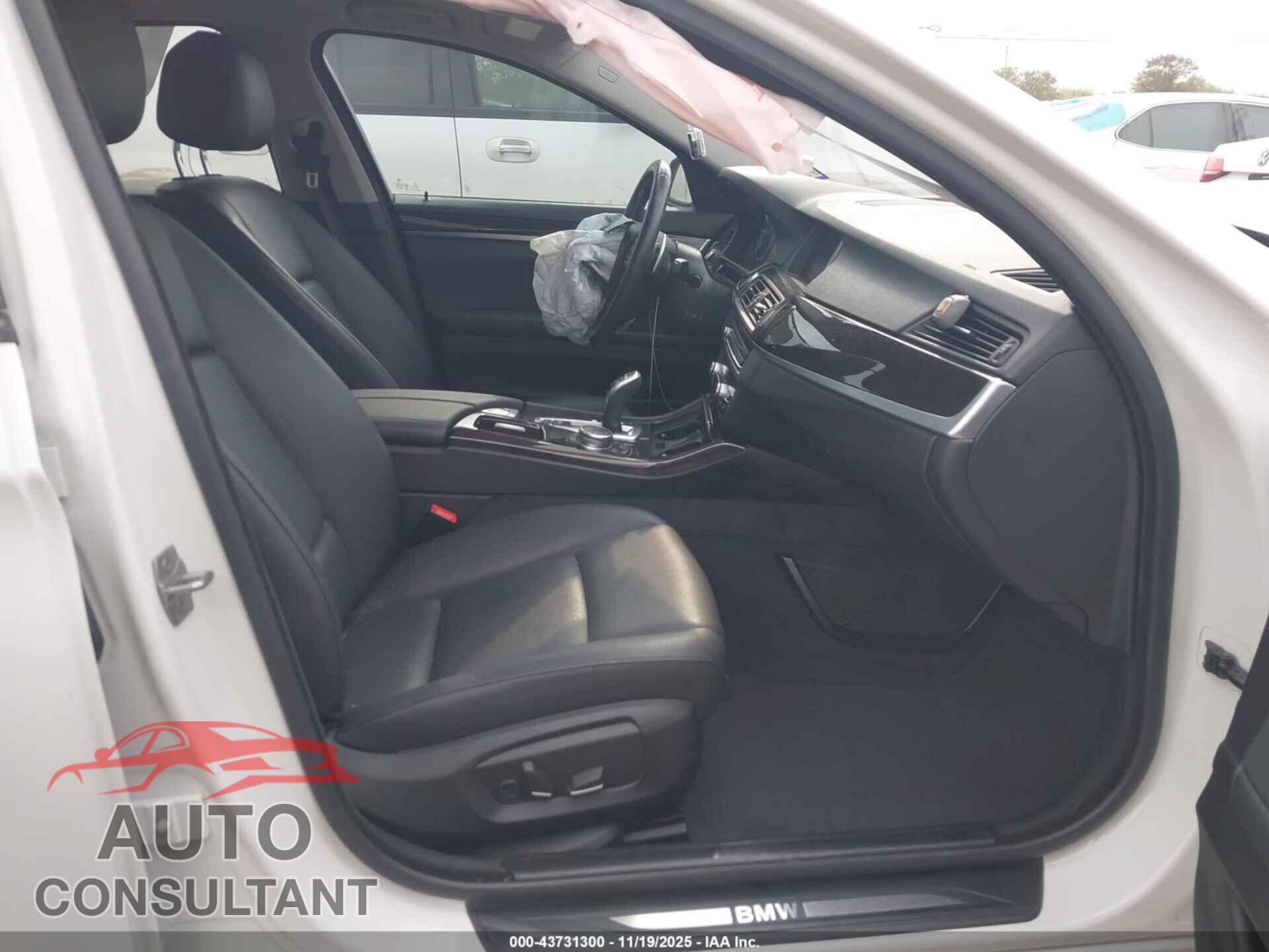 BMW 528I 2016 - WBA5A7C52GG644357