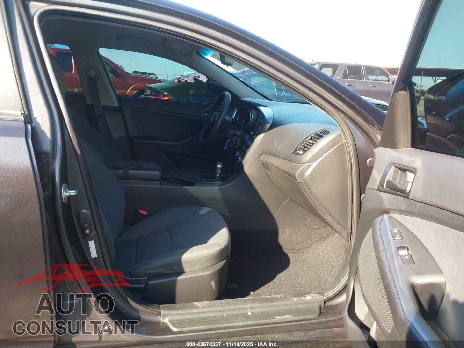 KIA OPTIMA 2015 - KNAGM4A74F5636032