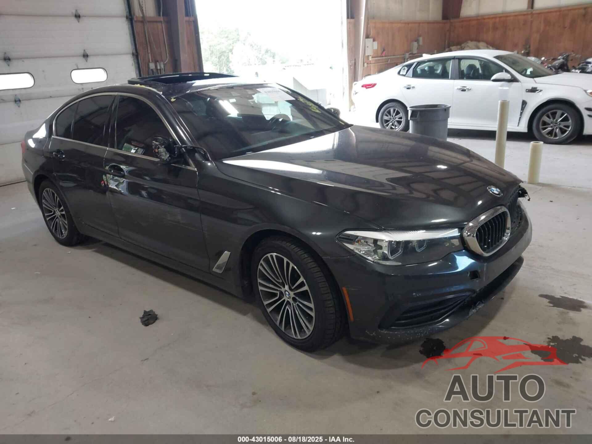 BMW 530I 2019 - WBAJA7C52KWW09279