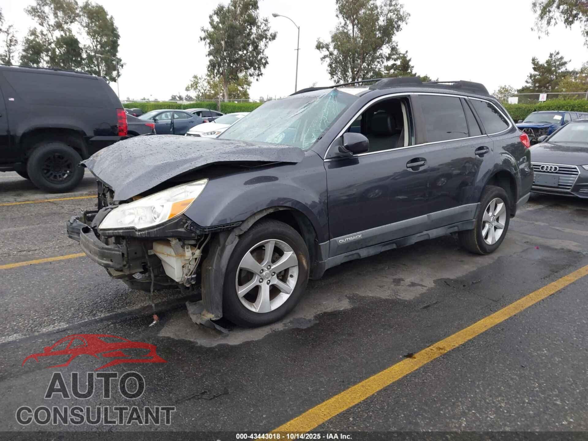 SUBARU OUTBACK 2013 - 4S4BRBKC8D3206118