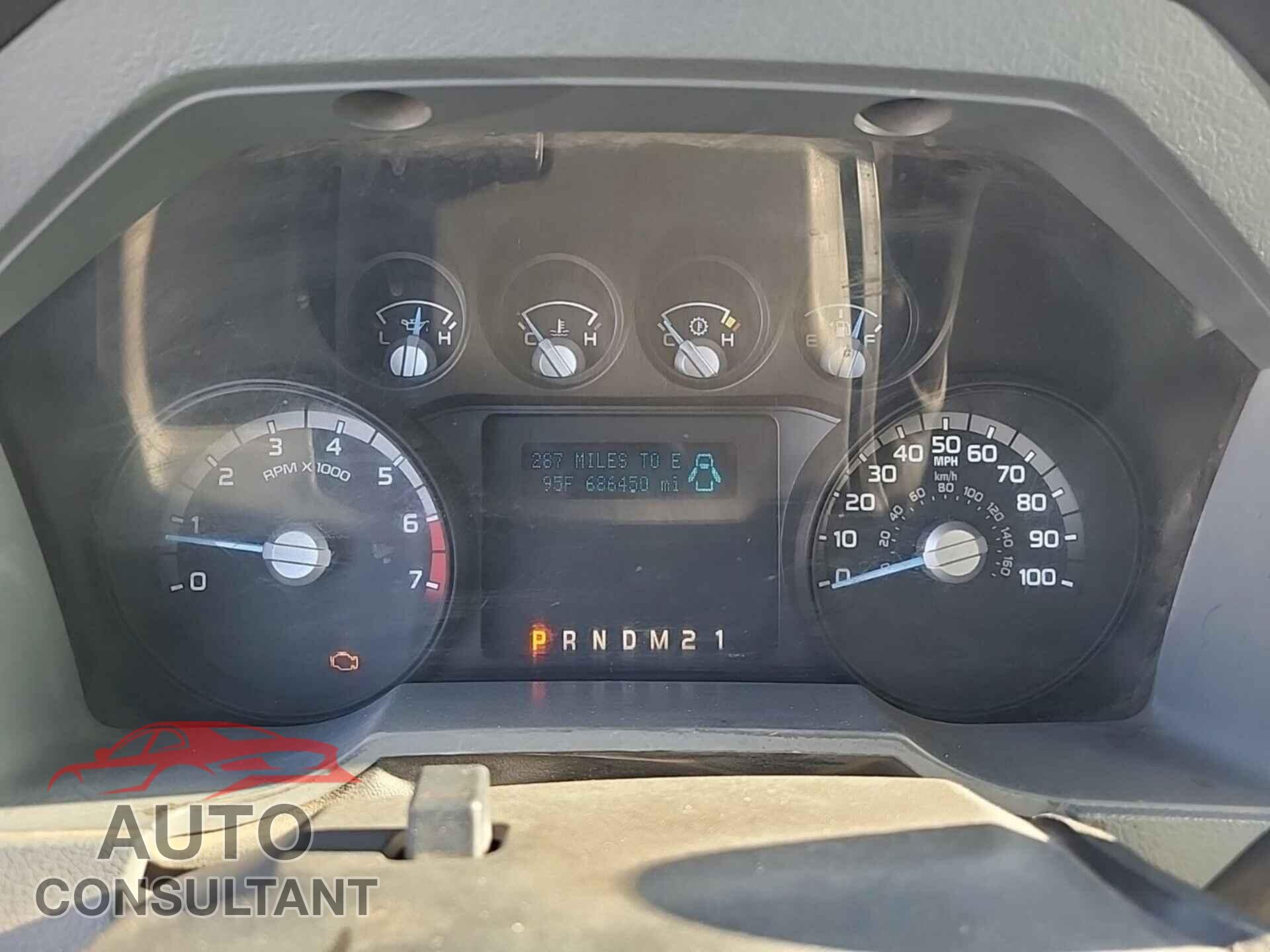 FORD F250 2013 - 1FDBF2B63DEB64366