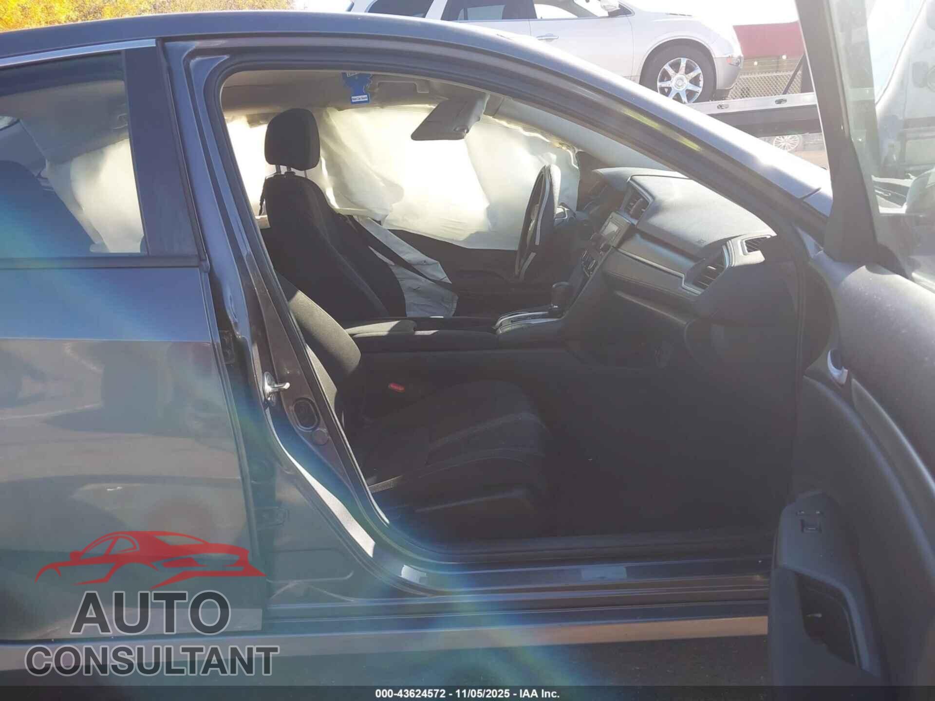HONDA CIVIC 2017 - 19XFC2F58HE016126