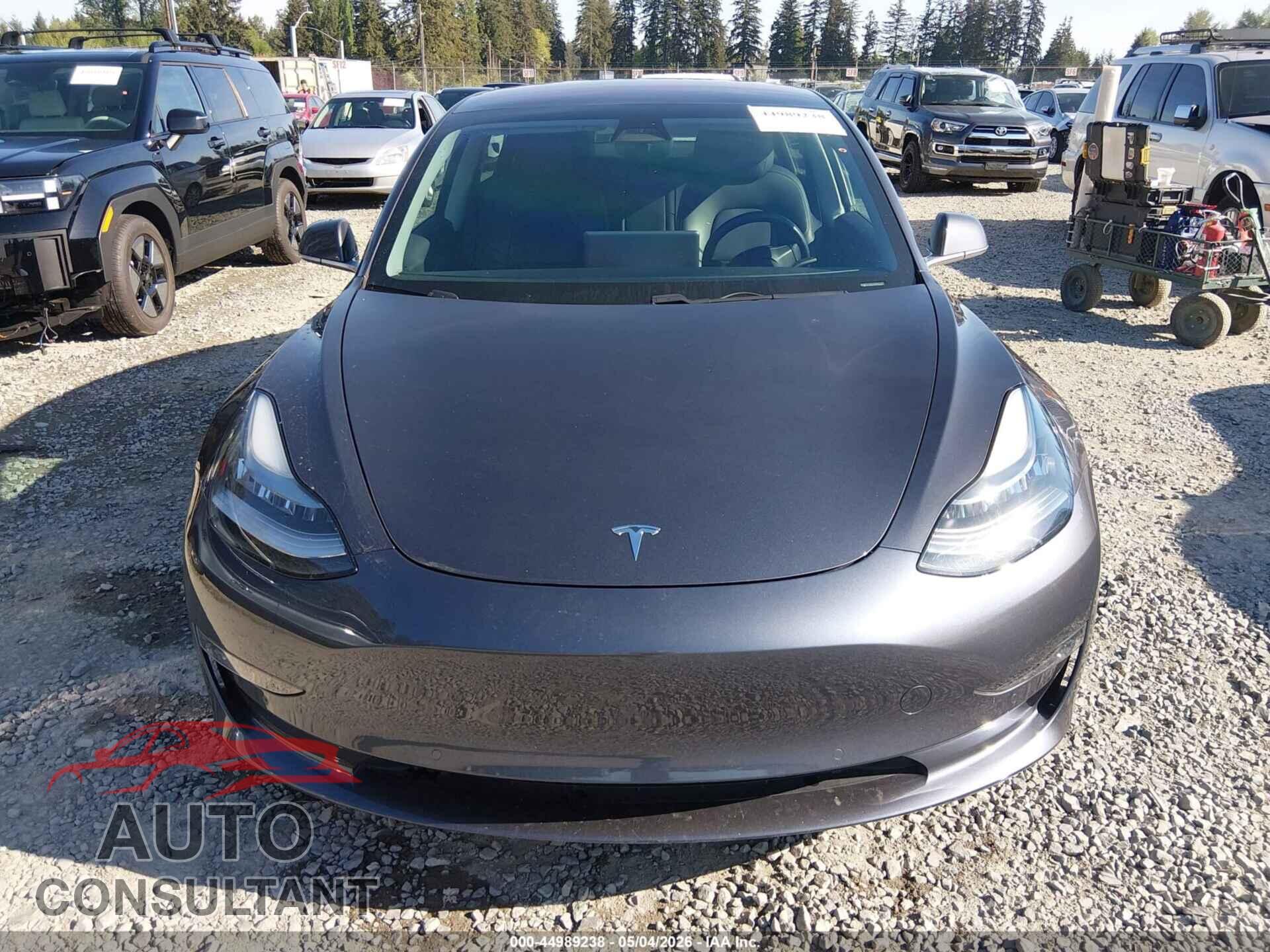 TESLA MODEL 3 2018 - 5YJ3E1EA9JF006923