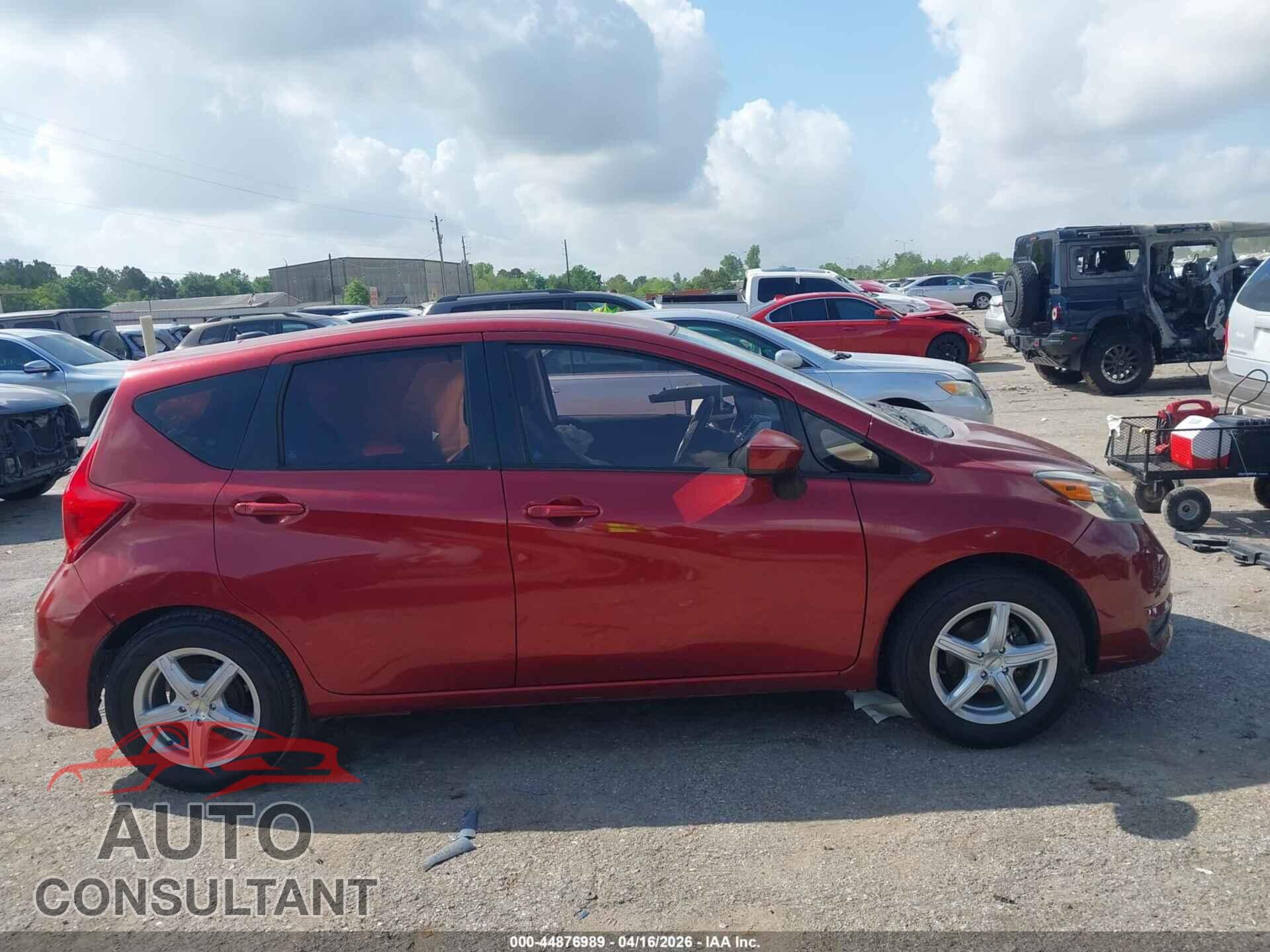 NISSAN VERSA NOTE 2017 - 3N1CE2CP3HL363588