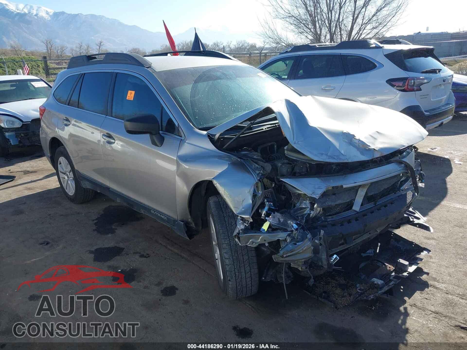 SUBARU OUTBACK 2019 - 4S4BSABC2K3258016
