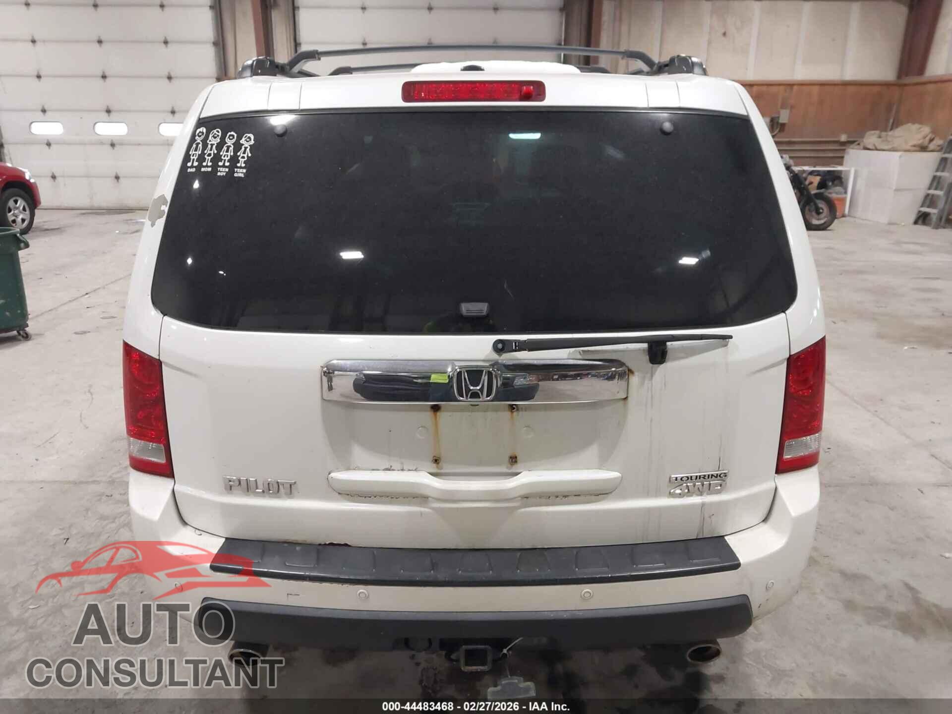 HONDA PILOT 2011 - 5FNYF4H95BB099219