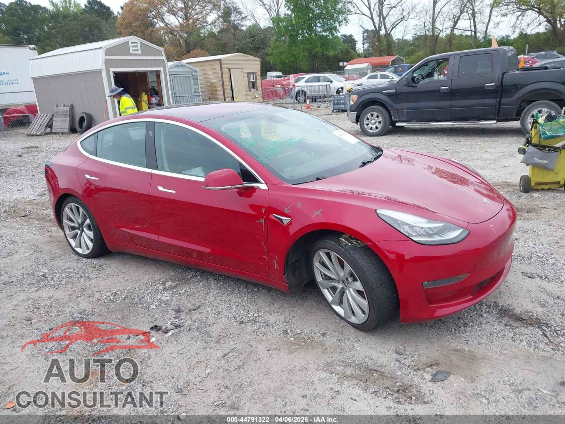 TESLA MODEL 3 2018 - 5YJ3E1EA8JF024443