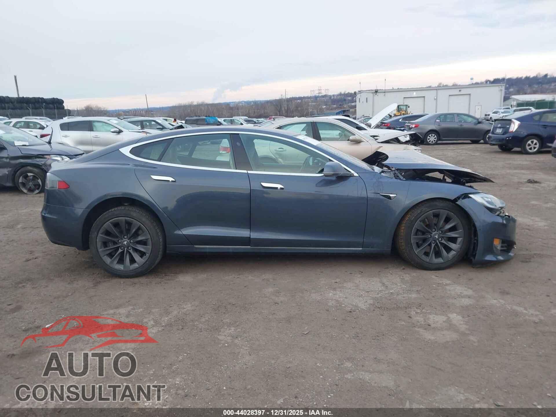 TESLA MODEL S 2020 - 5YJSA1E20LF399827