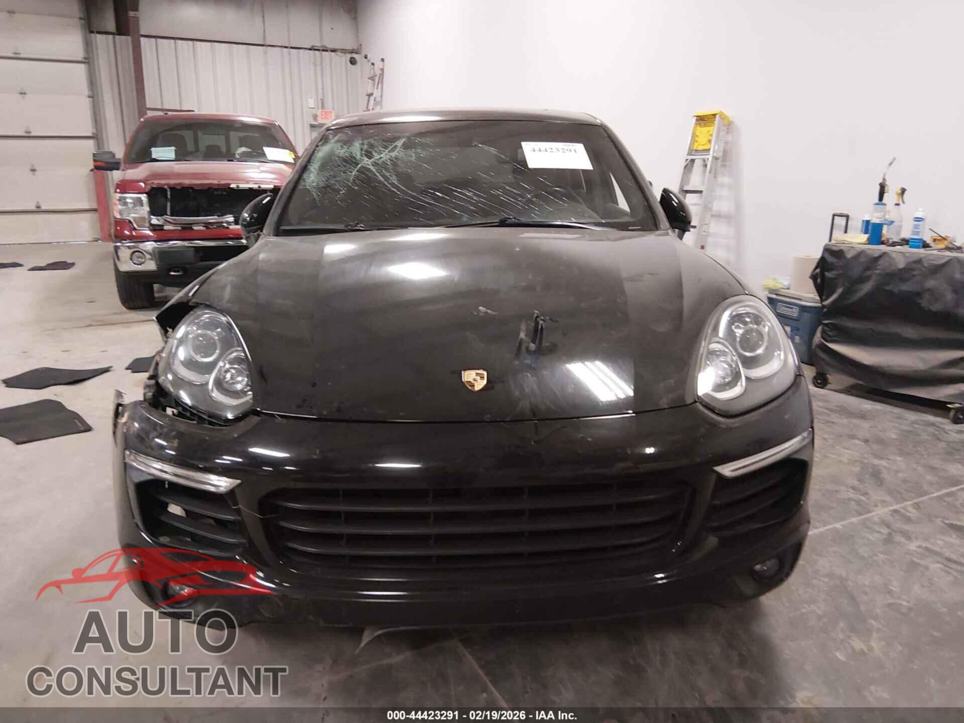 PORSCHE CAYENNE 2017 - WP1AB2A26HLA53109