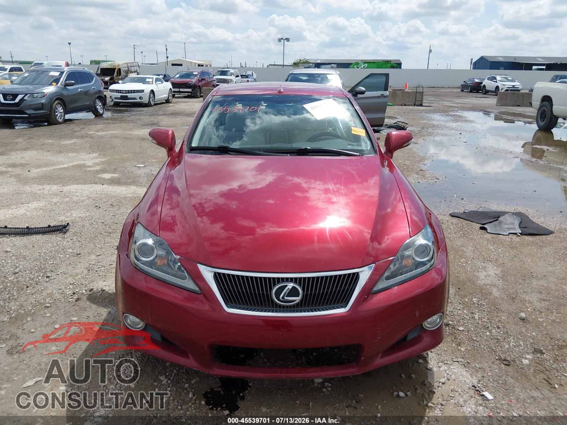 LEXUS IS 250C 2012 - JTHFF2C20C2525634