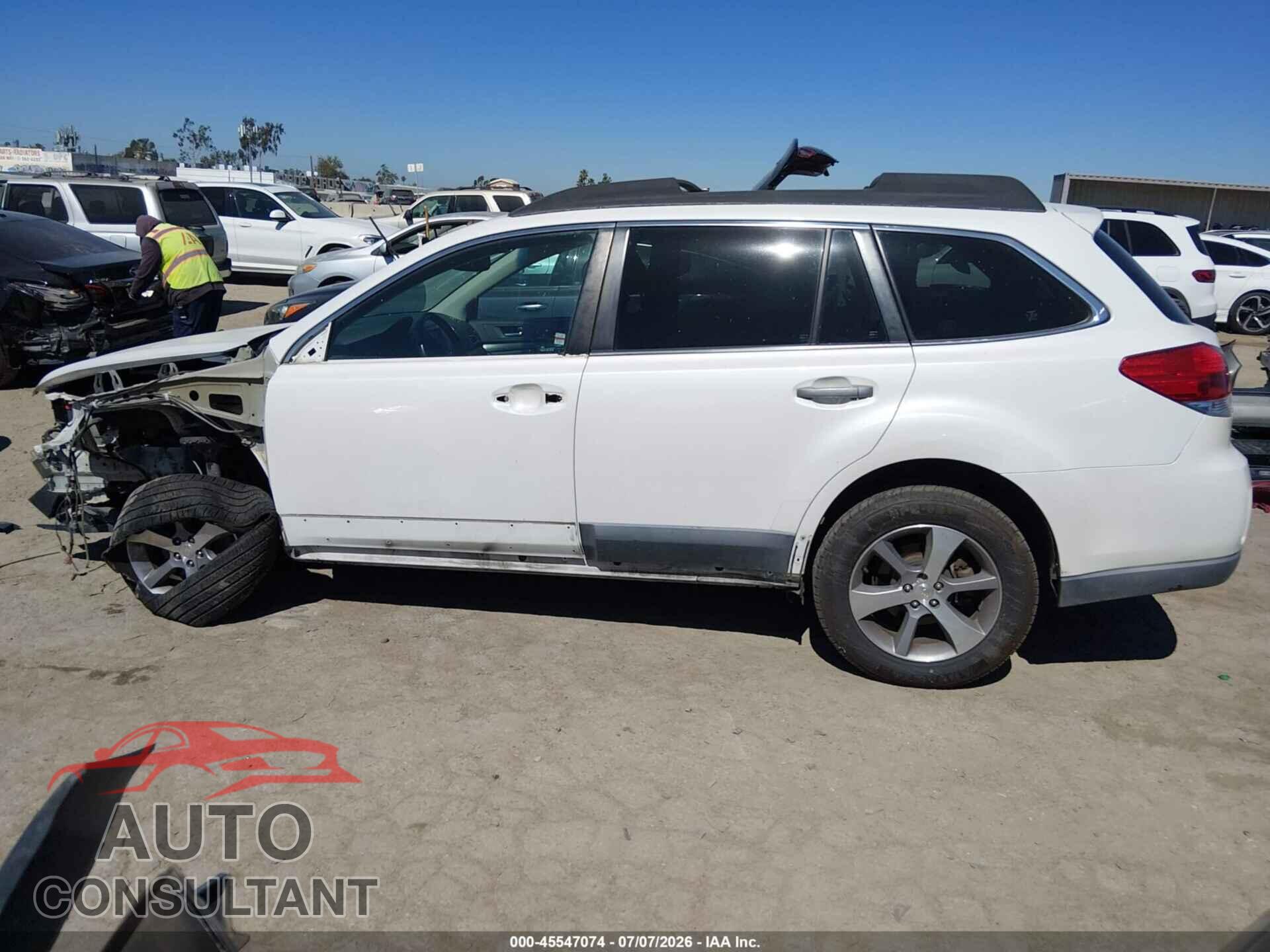 SUBARU OUTBACK 2014 - 4S4BRDPC4E2273004