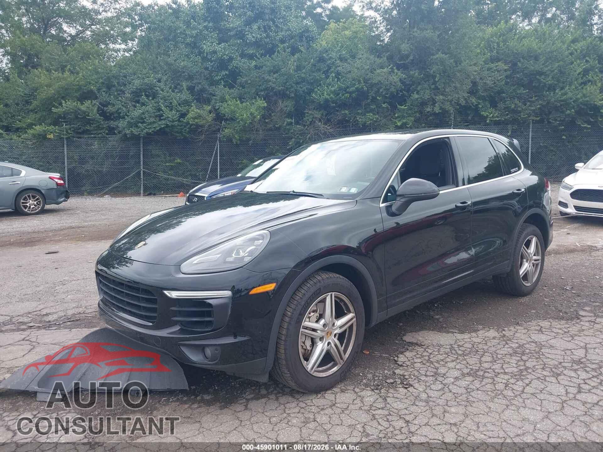 PORSCHE CAYENNE 2017 - WP1AB2A29HLA52195