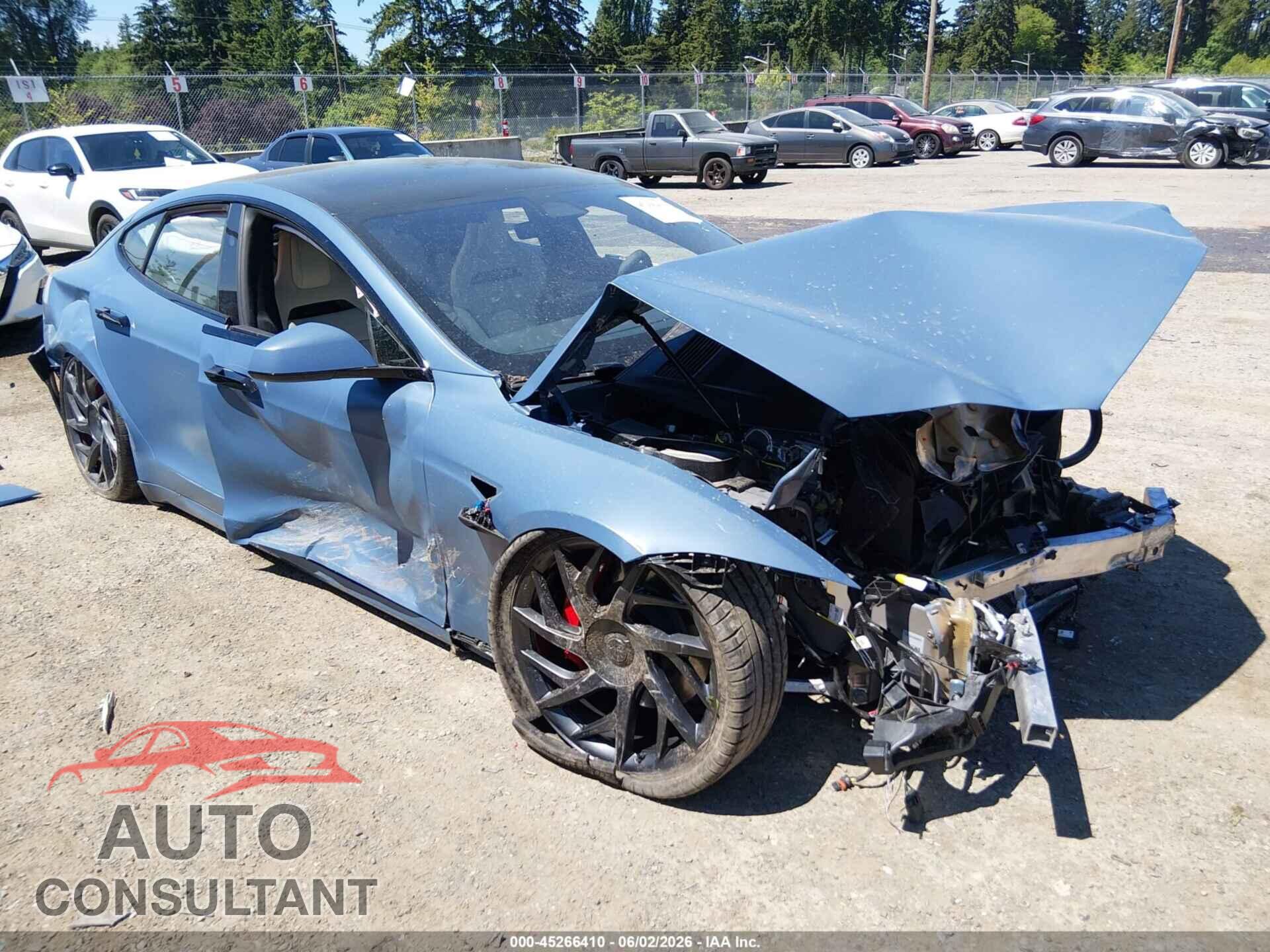TESLA MODEL S 2026 - 5YJSA1E64TF558156