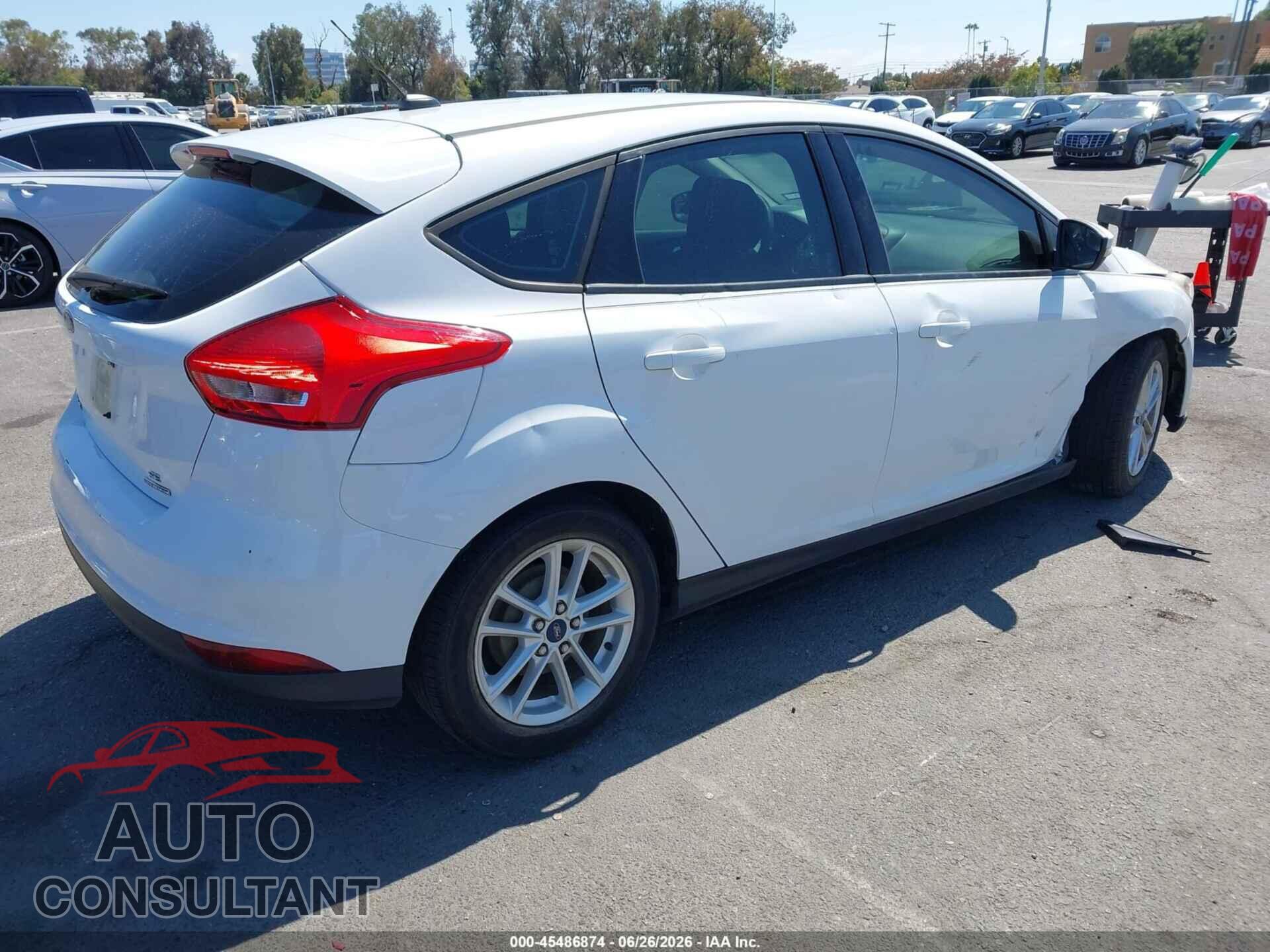 FORD FOCUS 2015 - 1FADP3K27FL384563