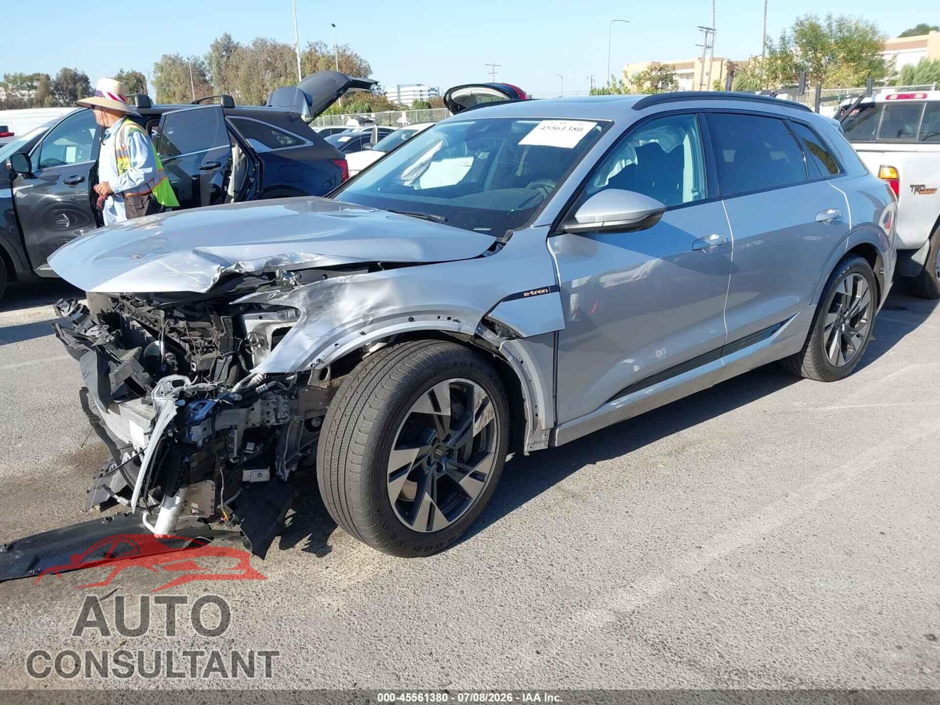 AUDI E-TRON 2021 - WA1AAAGE3MB039128