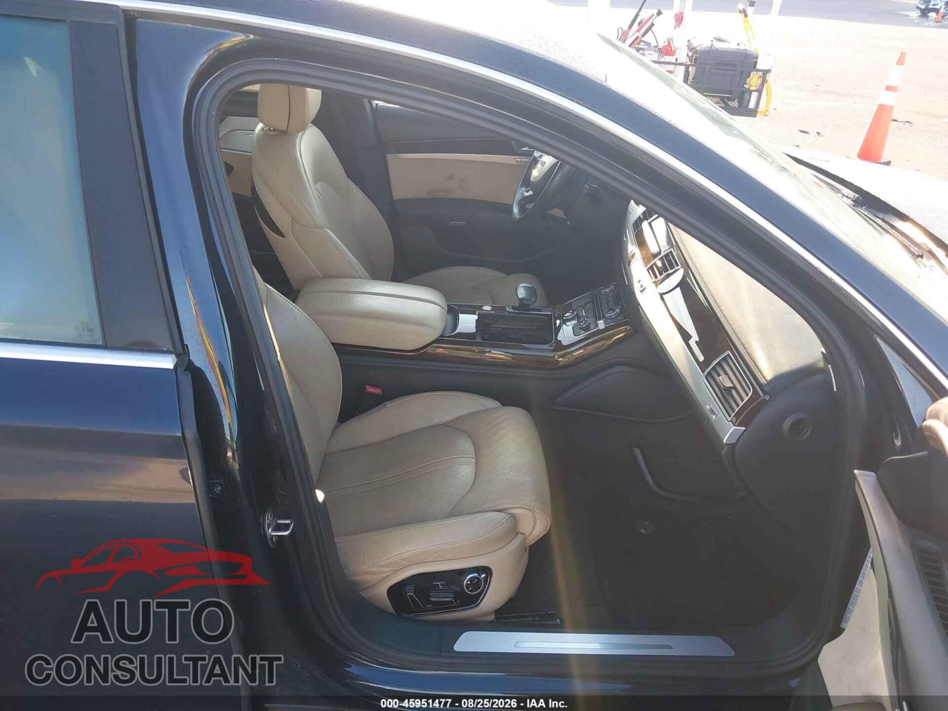 AUDI A8 L 2014 - WAURGAFD0EN010053