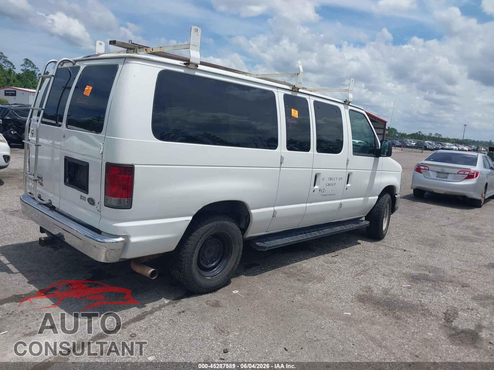 FORD E-350 SUPER DUTY 2012 - 1FBNE3BL9CDA61381
