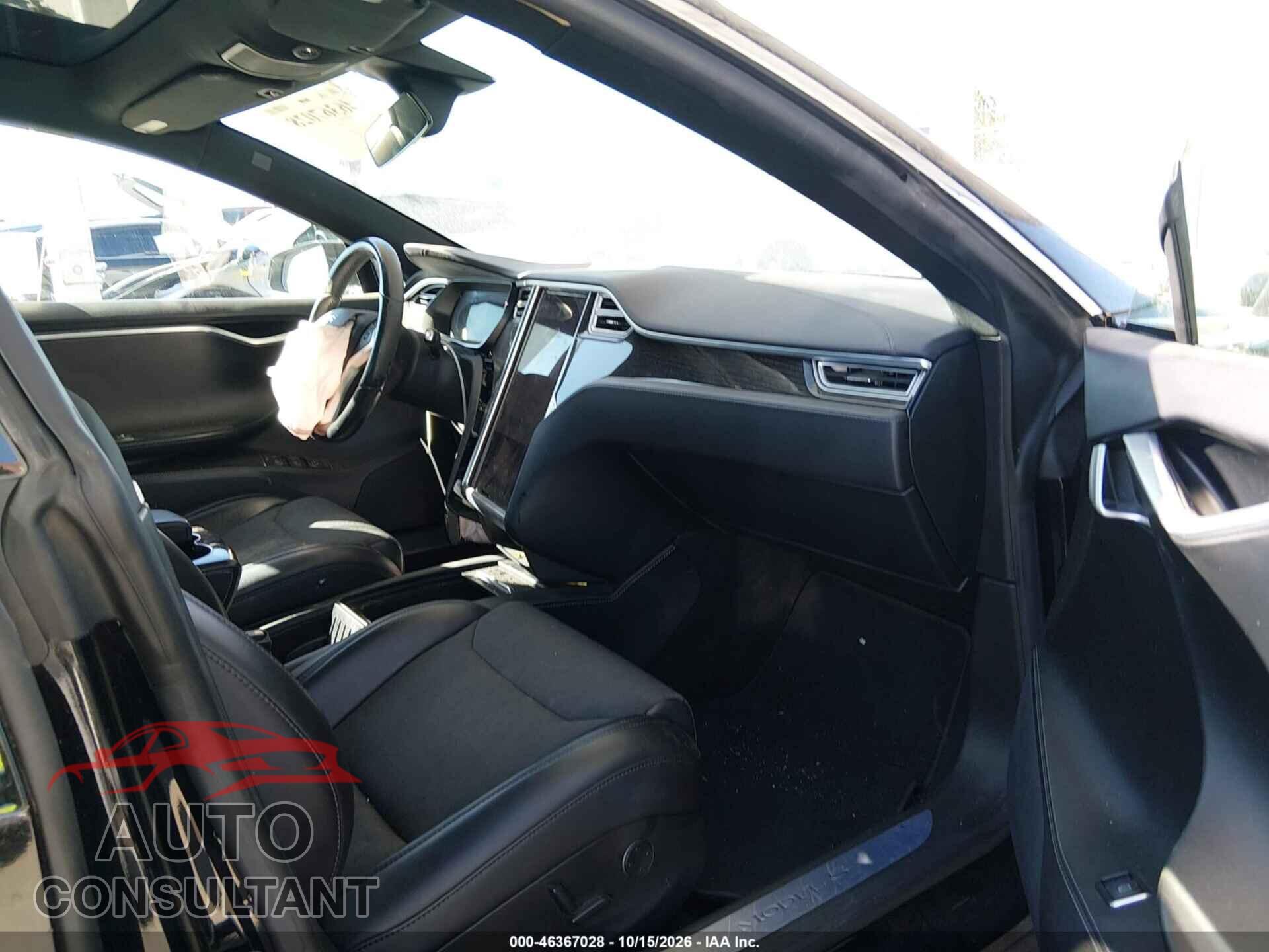 TESLA MODEL S 2017 - 5YJSA1E15HF201239