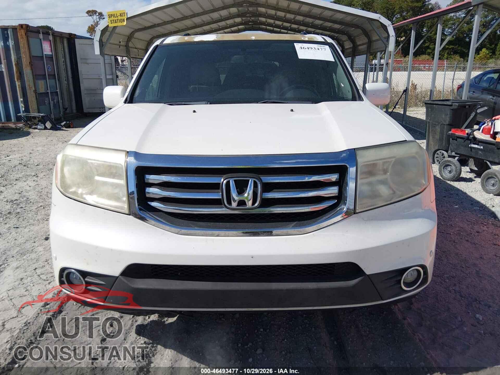 HONDA PILOT 2015 - 5FNYF3H92FB005359