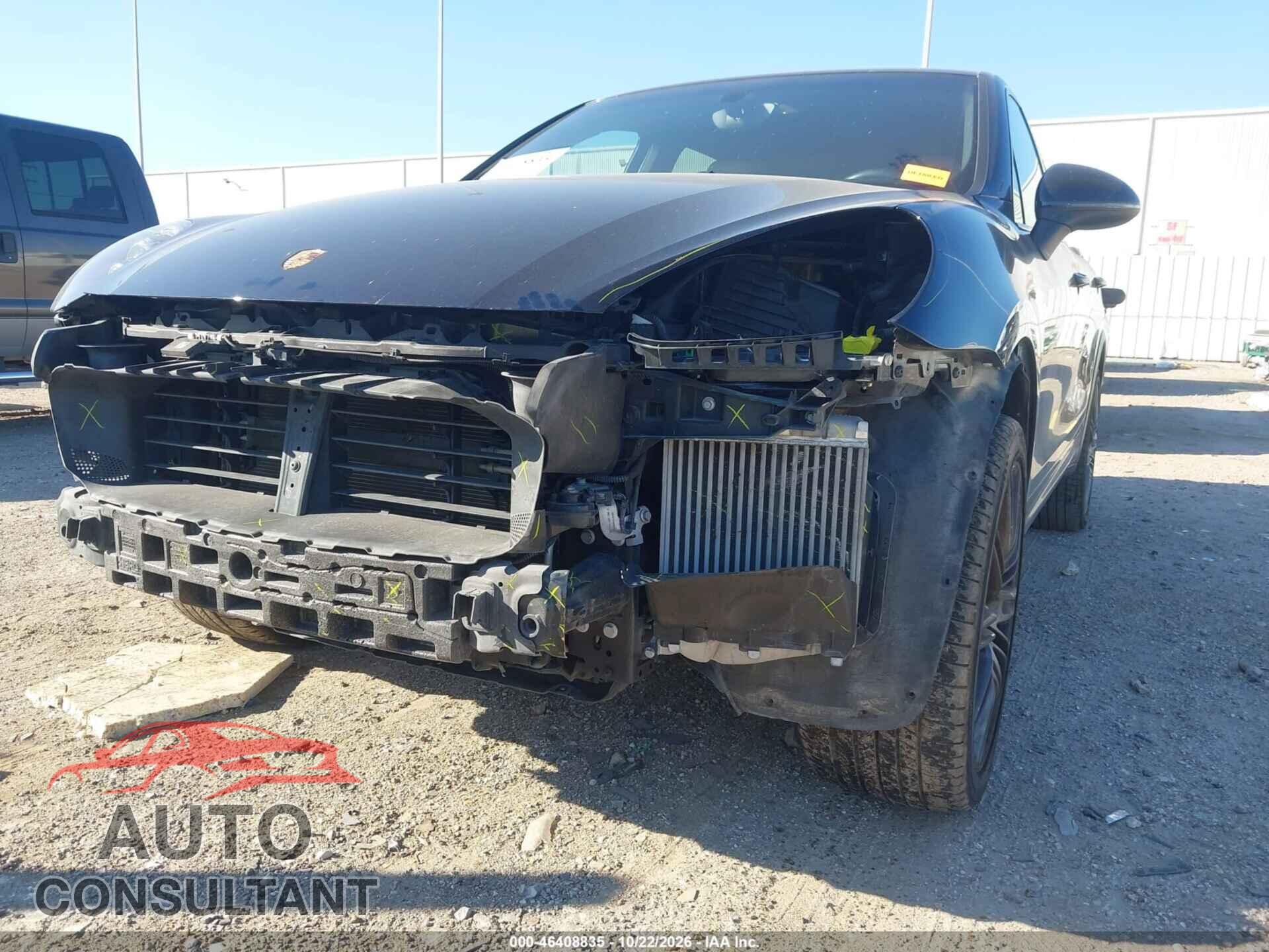 PORSCHE CAYENNE 2017 - WP1AB2A2XHLA51895
