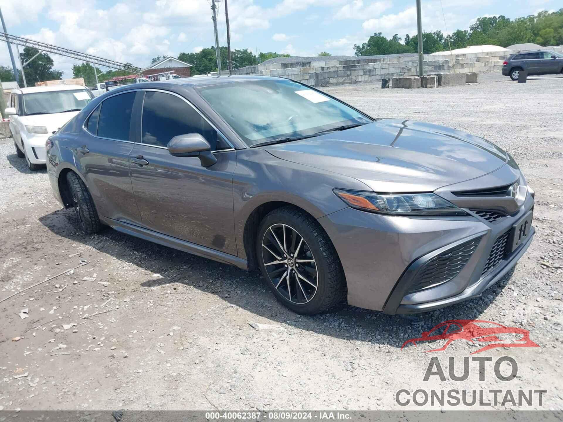 TOYOTA CAMRY 2021 - 4T1G11AK9MU487212