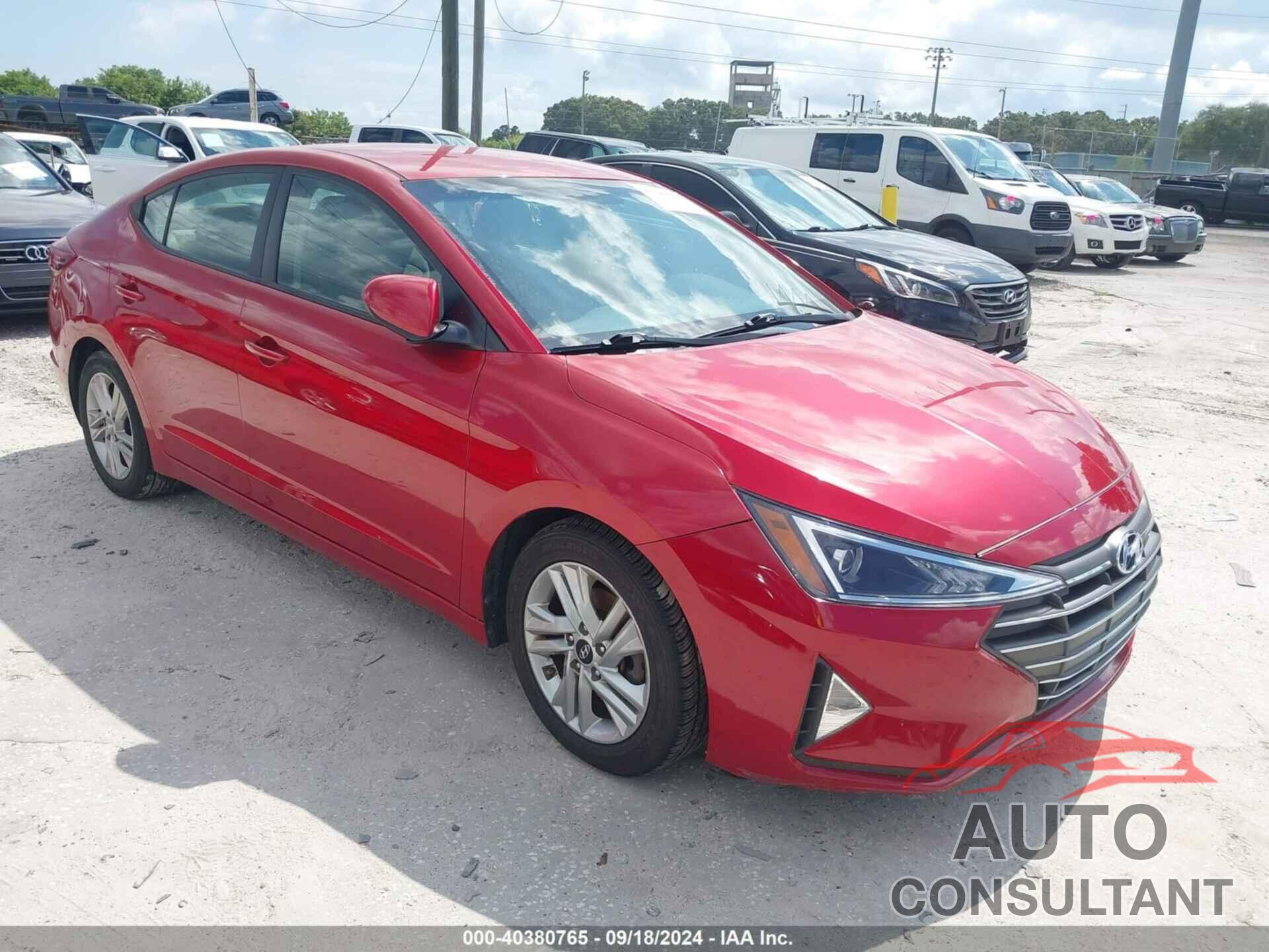 HYUNDAI ELANTRA 2020 - 5NPD84LF0LH531577