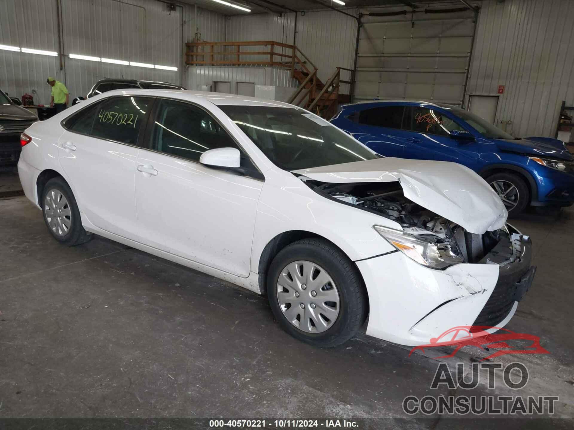 TOYOTA CAMRY 2015 - 4T4BF1FK2FR461788