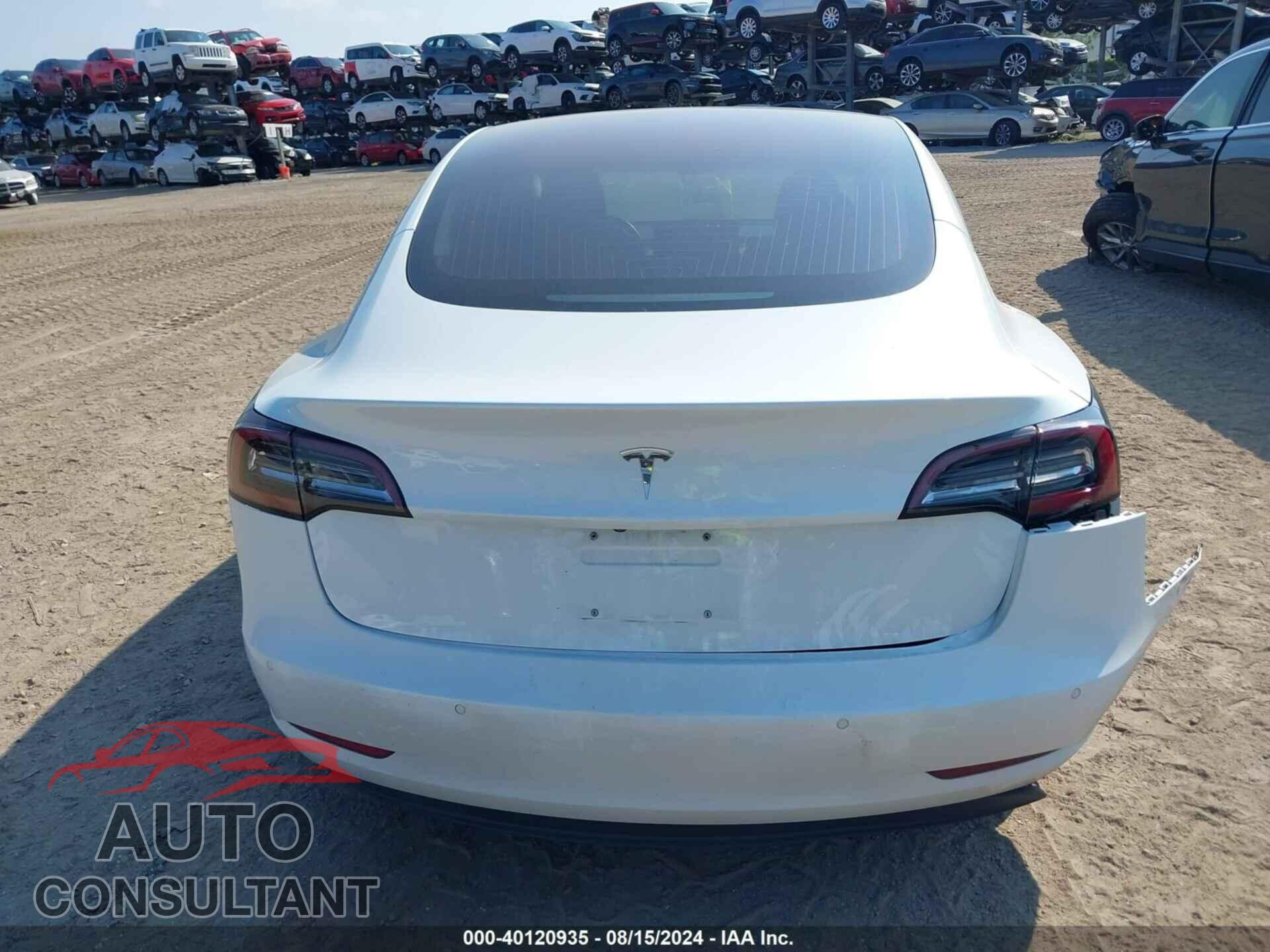 TESLA MODEL 3 2018 - 5YJ3E1EA2JF042307