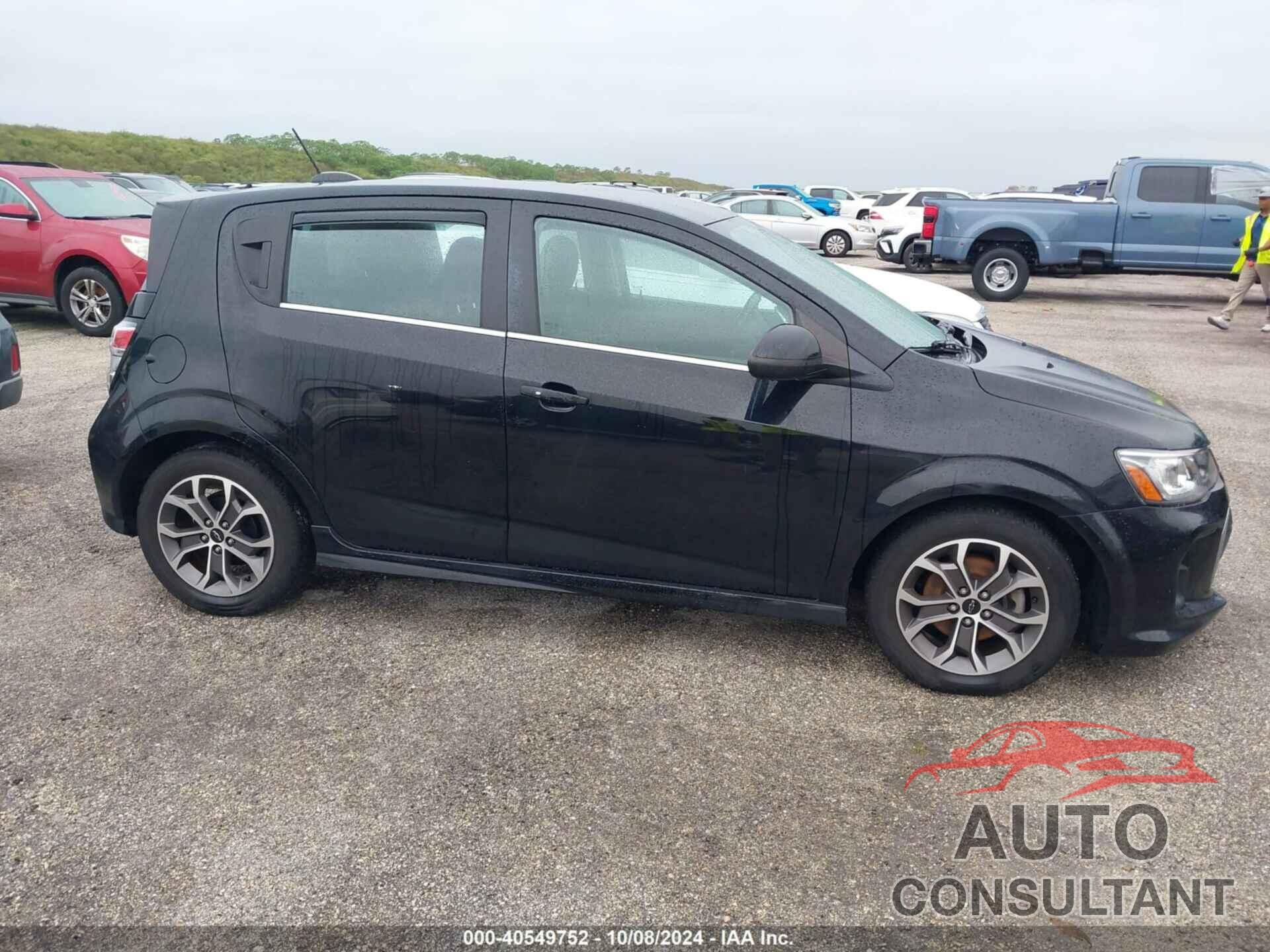 CHEVROLET SONIC 2019 - 1G1JD6SB3K4120518