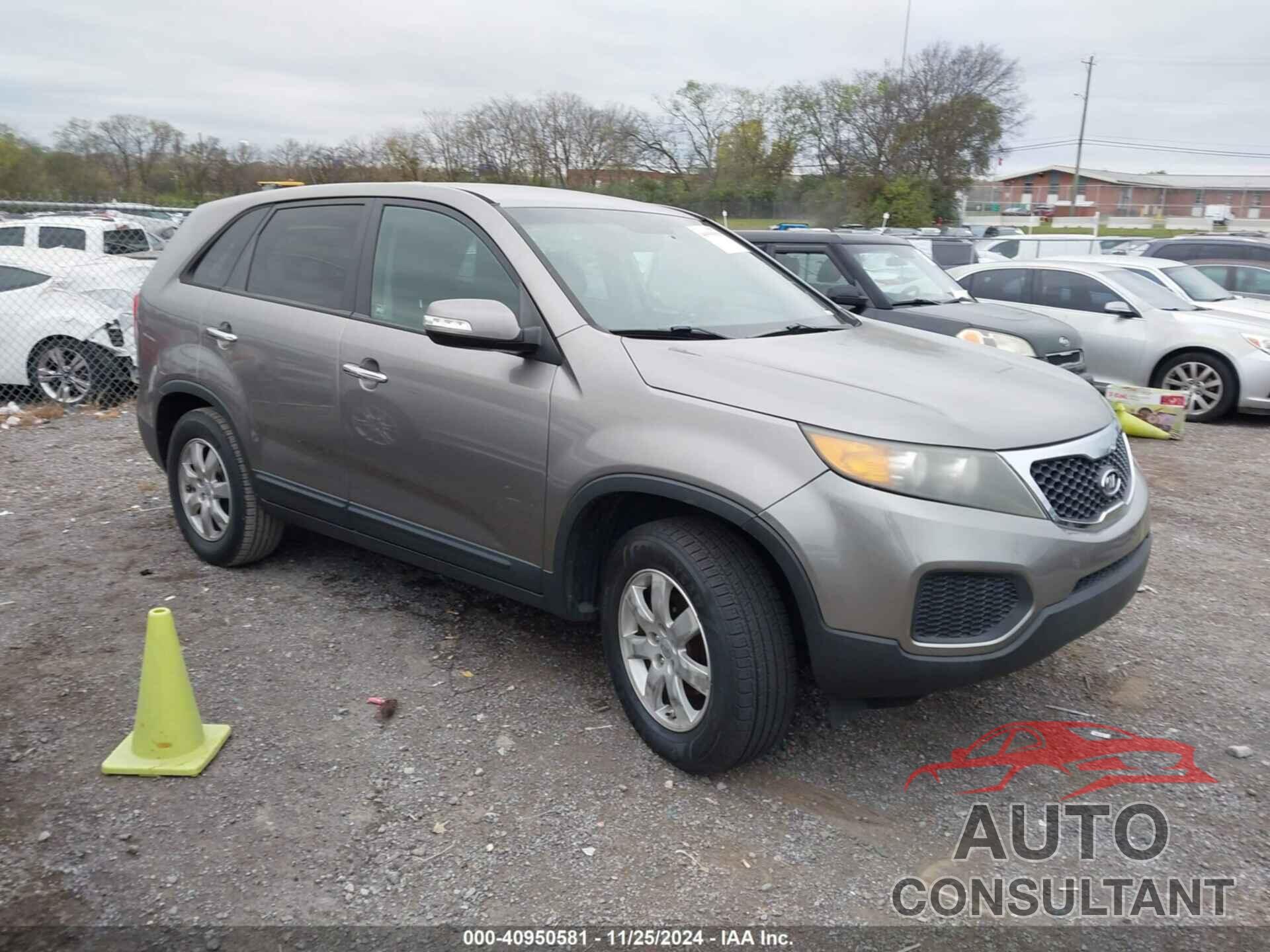 KIA SORENTO 2012 - 5XYKT3A11CG210999