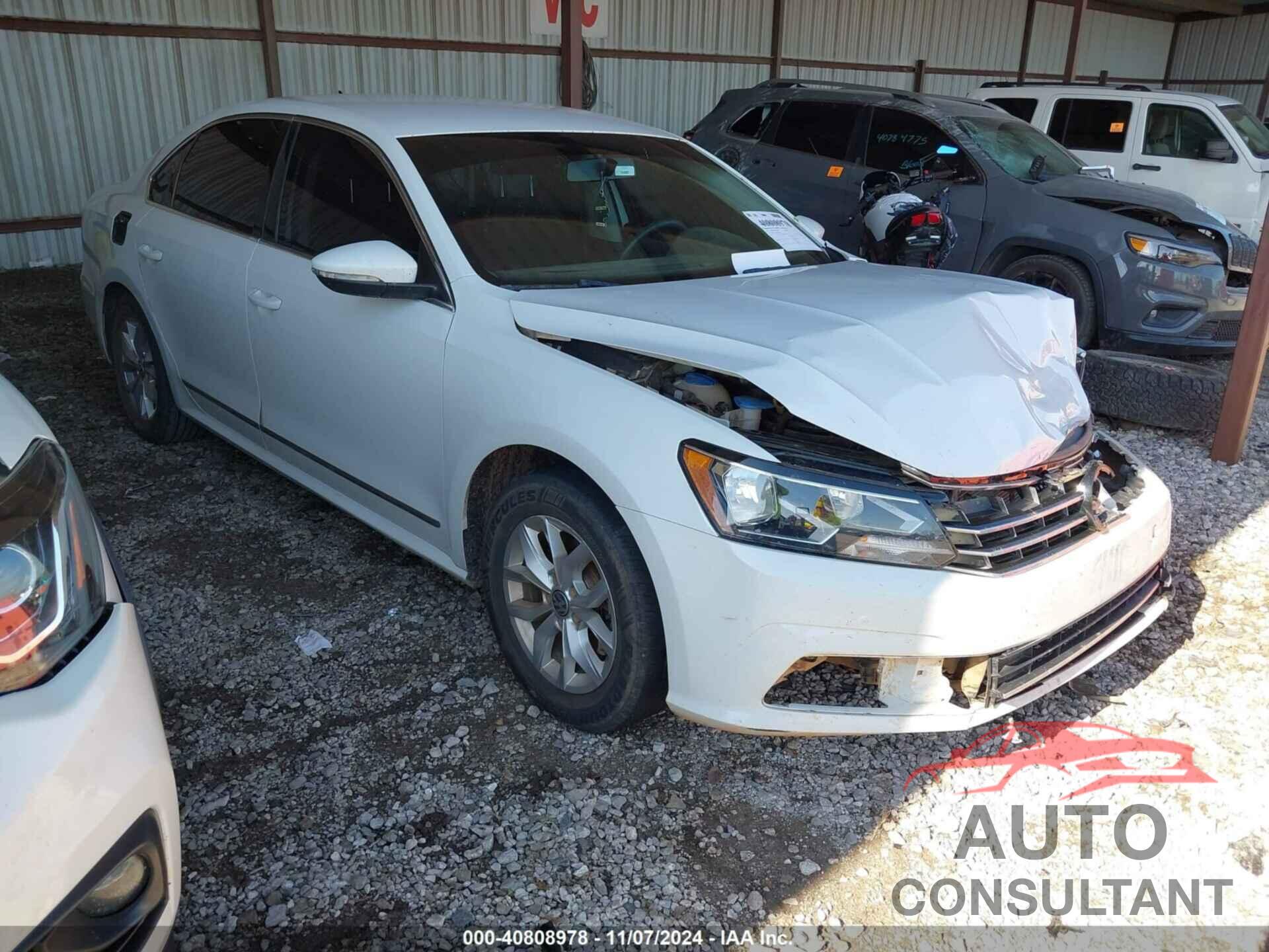 VOLKSWAGEN PASSAT 2017 - 1VWAT7A3XHC060730