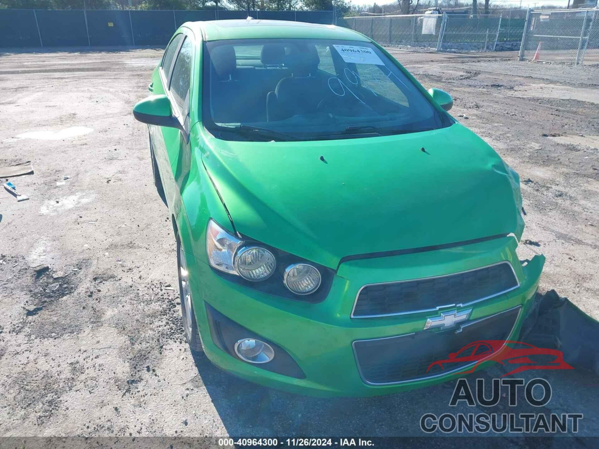 CHEVROLET SONIC 2014 - 1G1JC5SHXE4229984