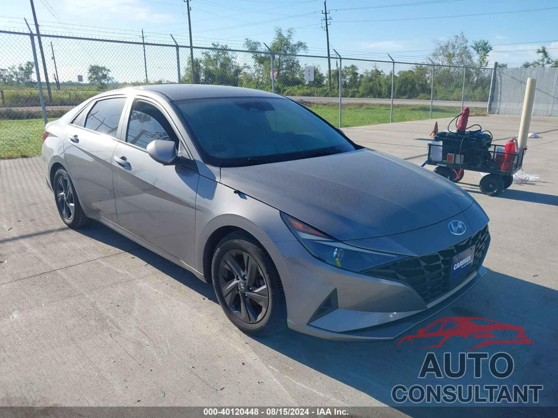 HYUNDAI ELANTRA 2022 - KMHLS4AG7NU263012