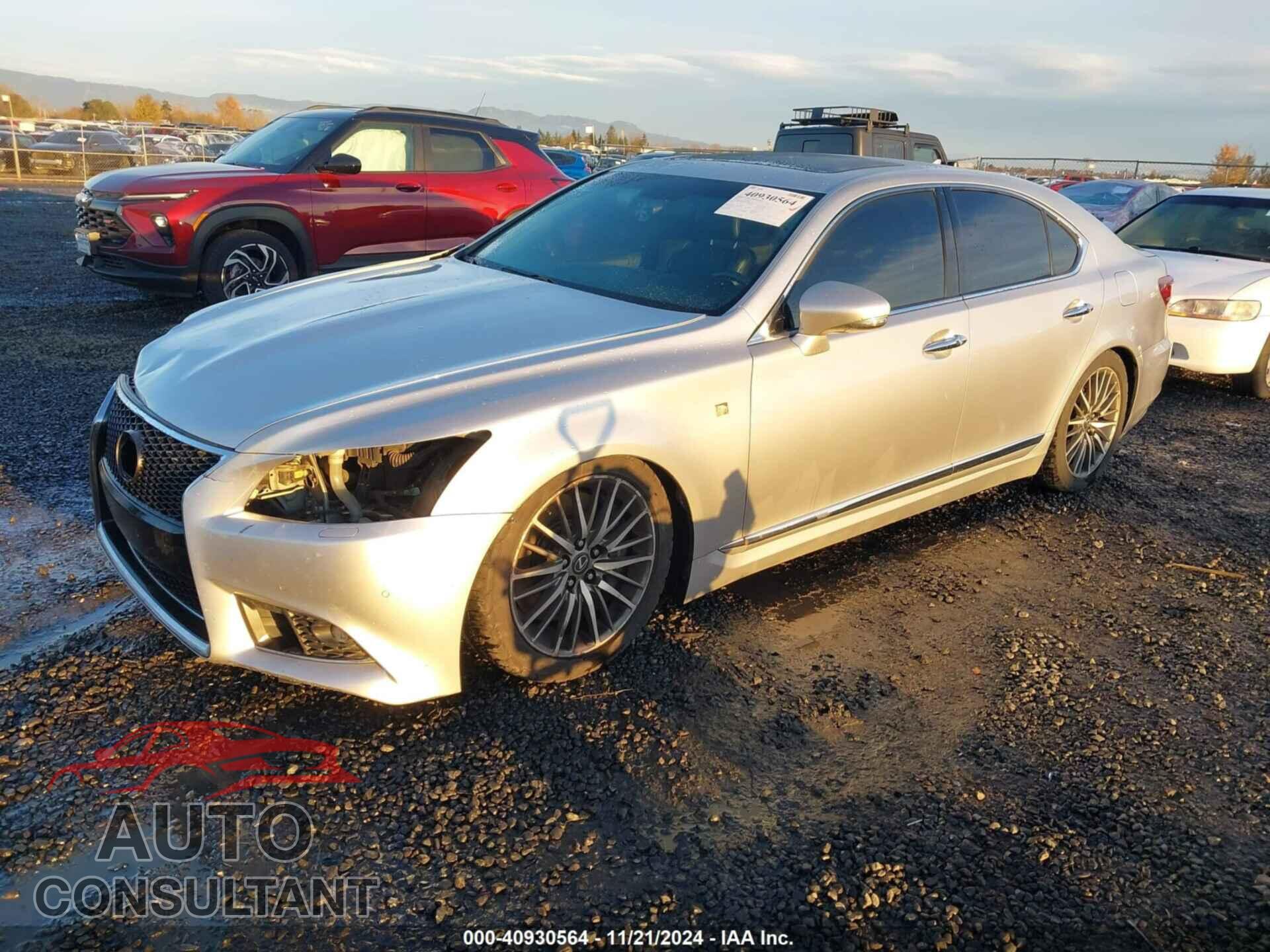 LEXUS LS 2013 - JTHCL5EFXD5019385