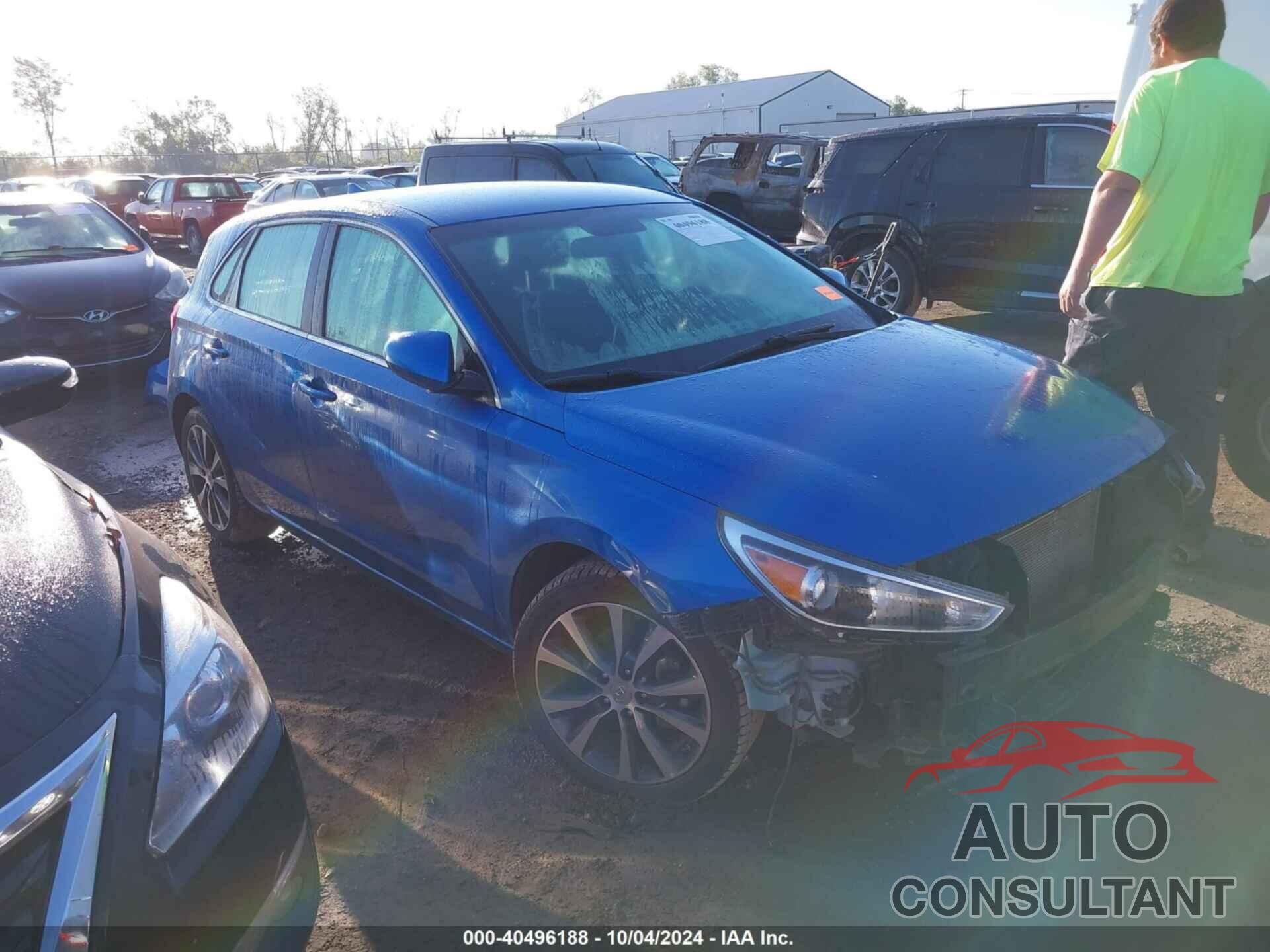HYUNDAI ELANTRA GT 2018 - KMHH35LE4JU030851