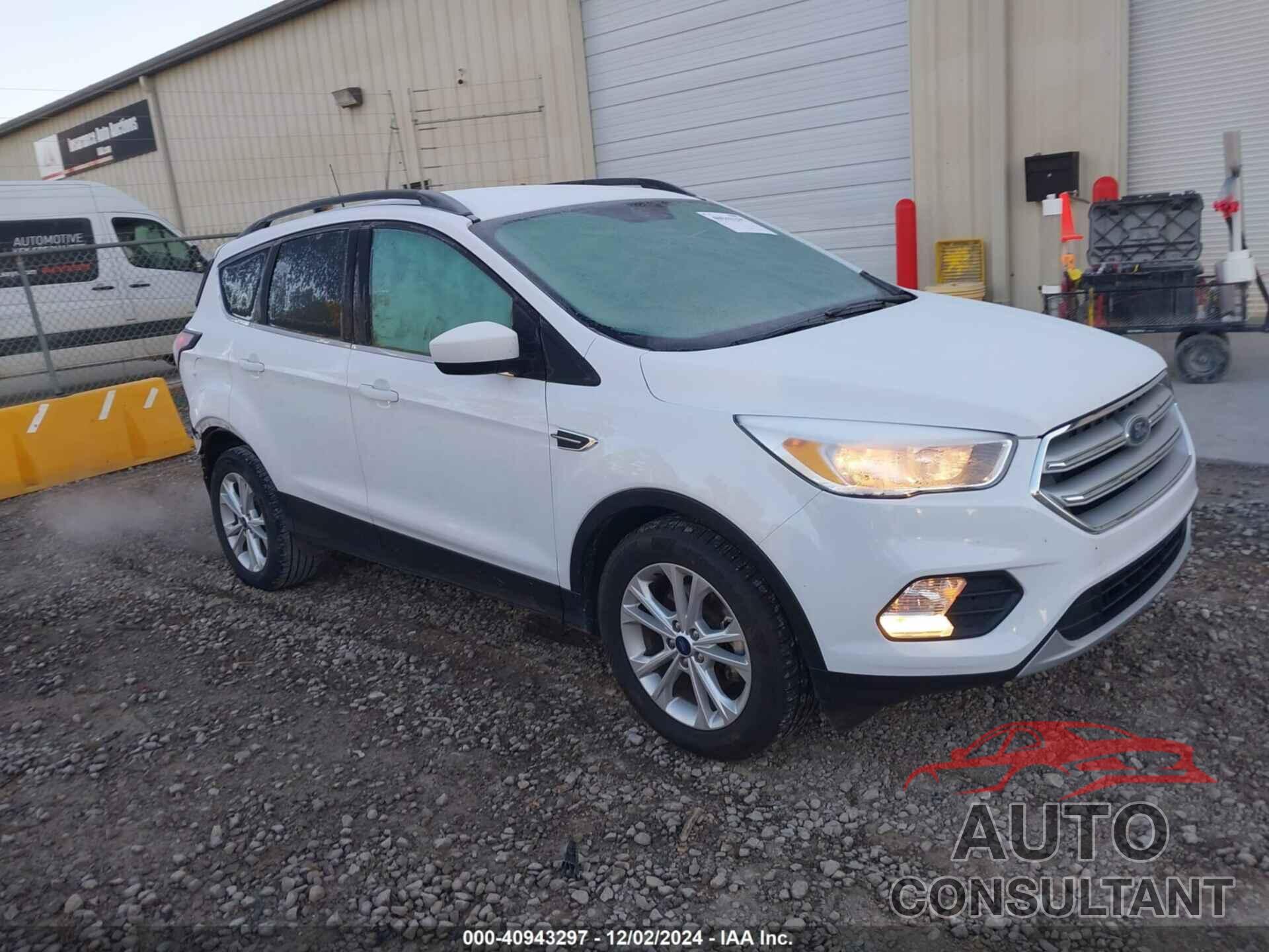 FORD ESCAPE 2018 - 1FMCU0GD3JUC37288