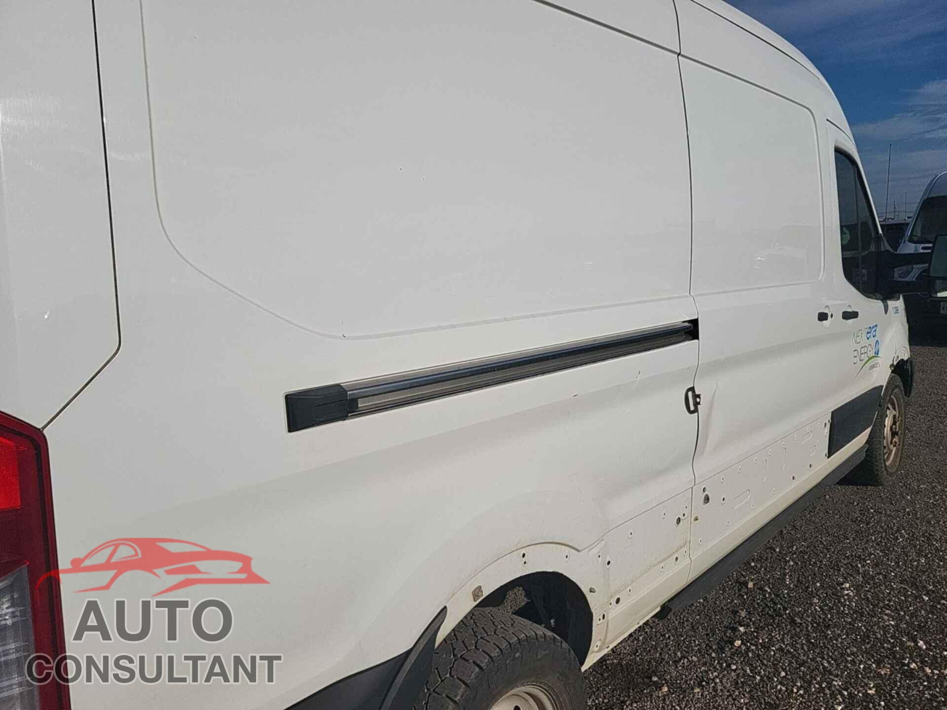 FORD TRANSIT 2020 - 1FTBR2C80LKA03212