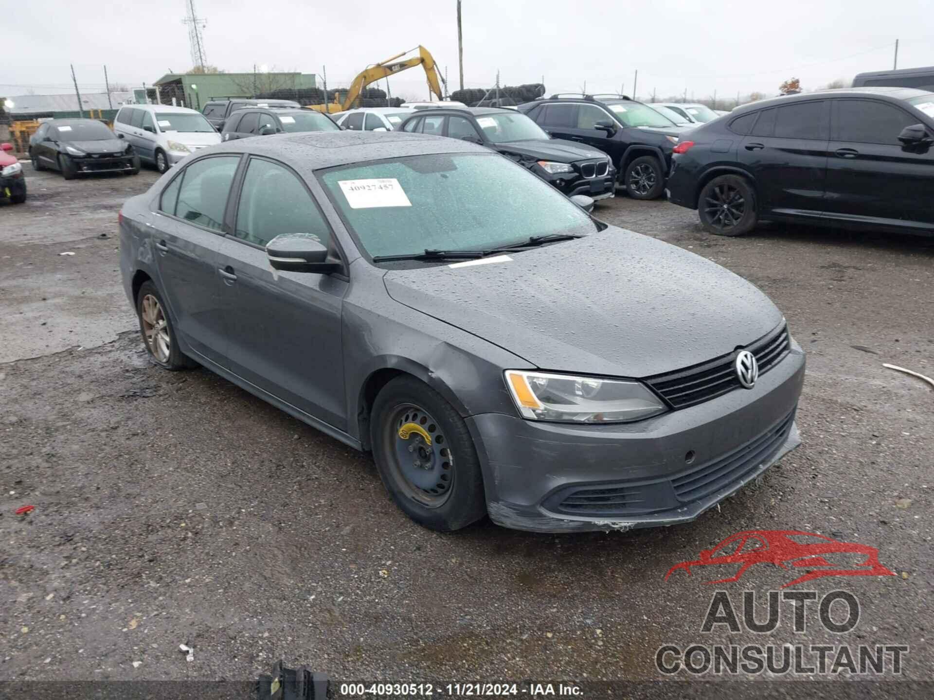 VOLKSWAGEN JETTA 2011 - 3VWBZ7AJXBM325136
