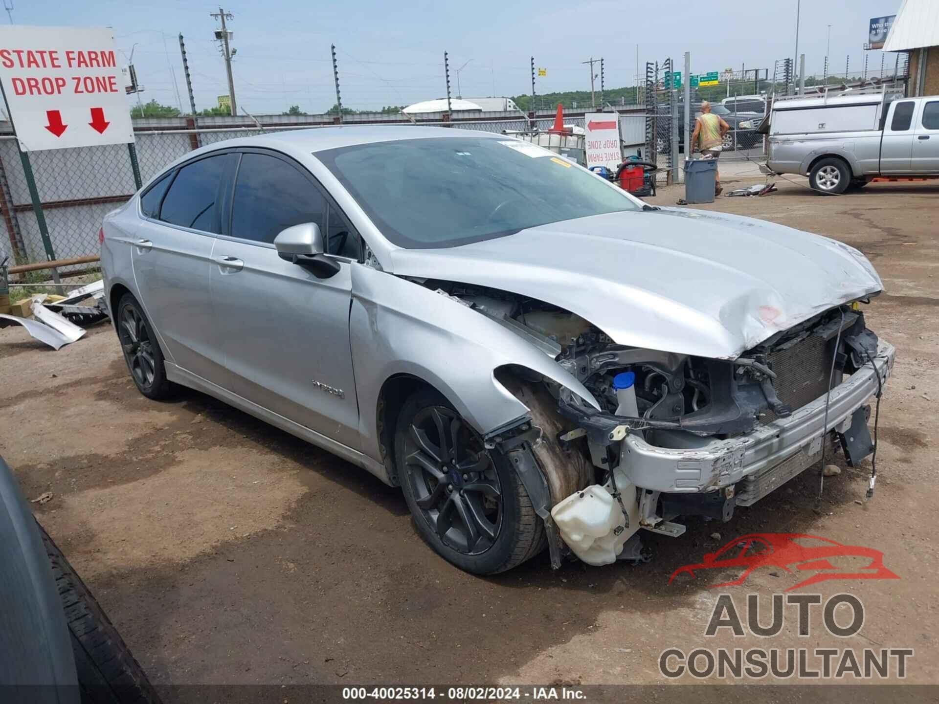 FORD FUSION HYBRID 2018 - 3FA6P0LU1JR169925