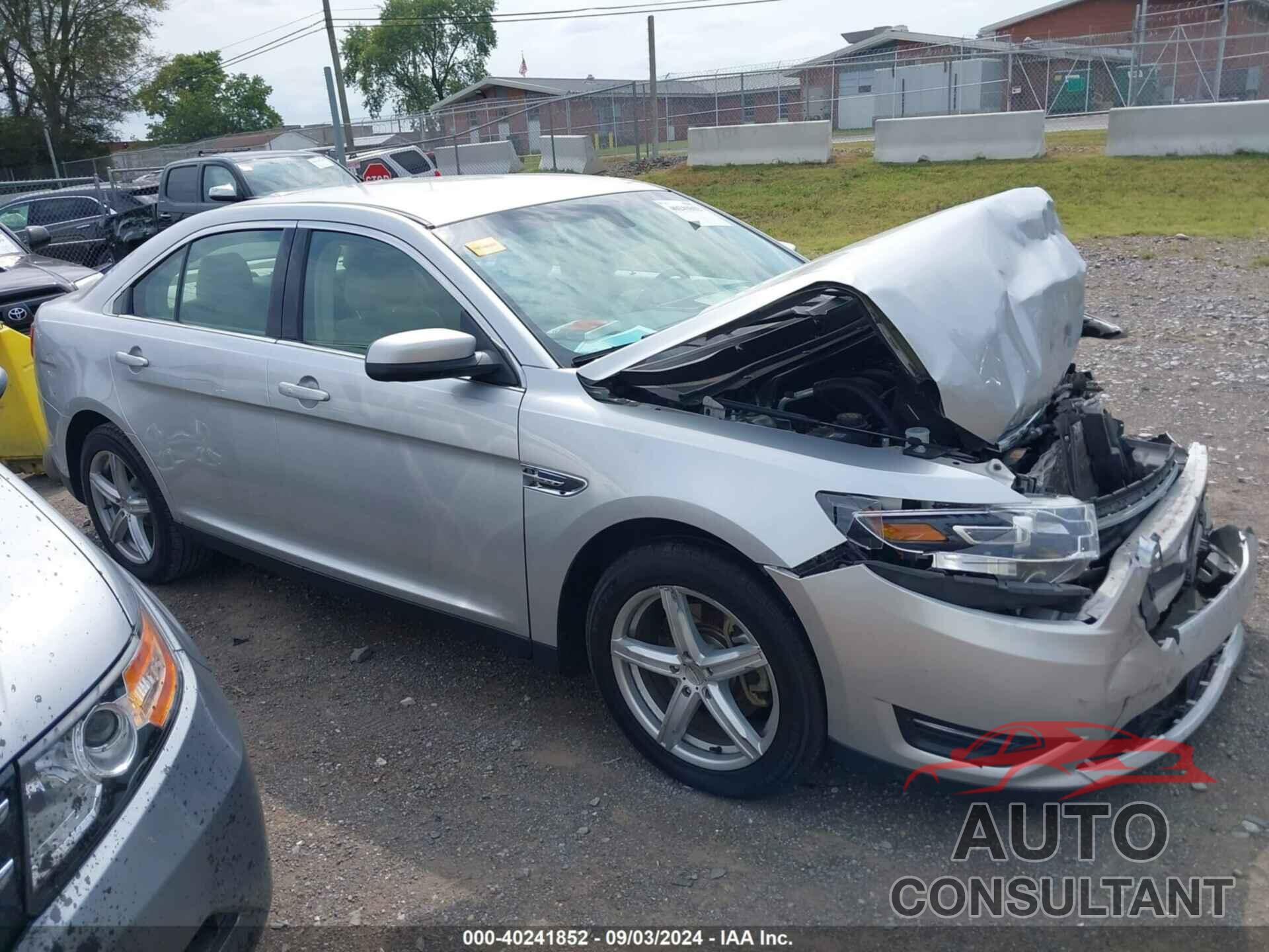 FORD TAURUS 2017 - 1FAHP2E83HG146488