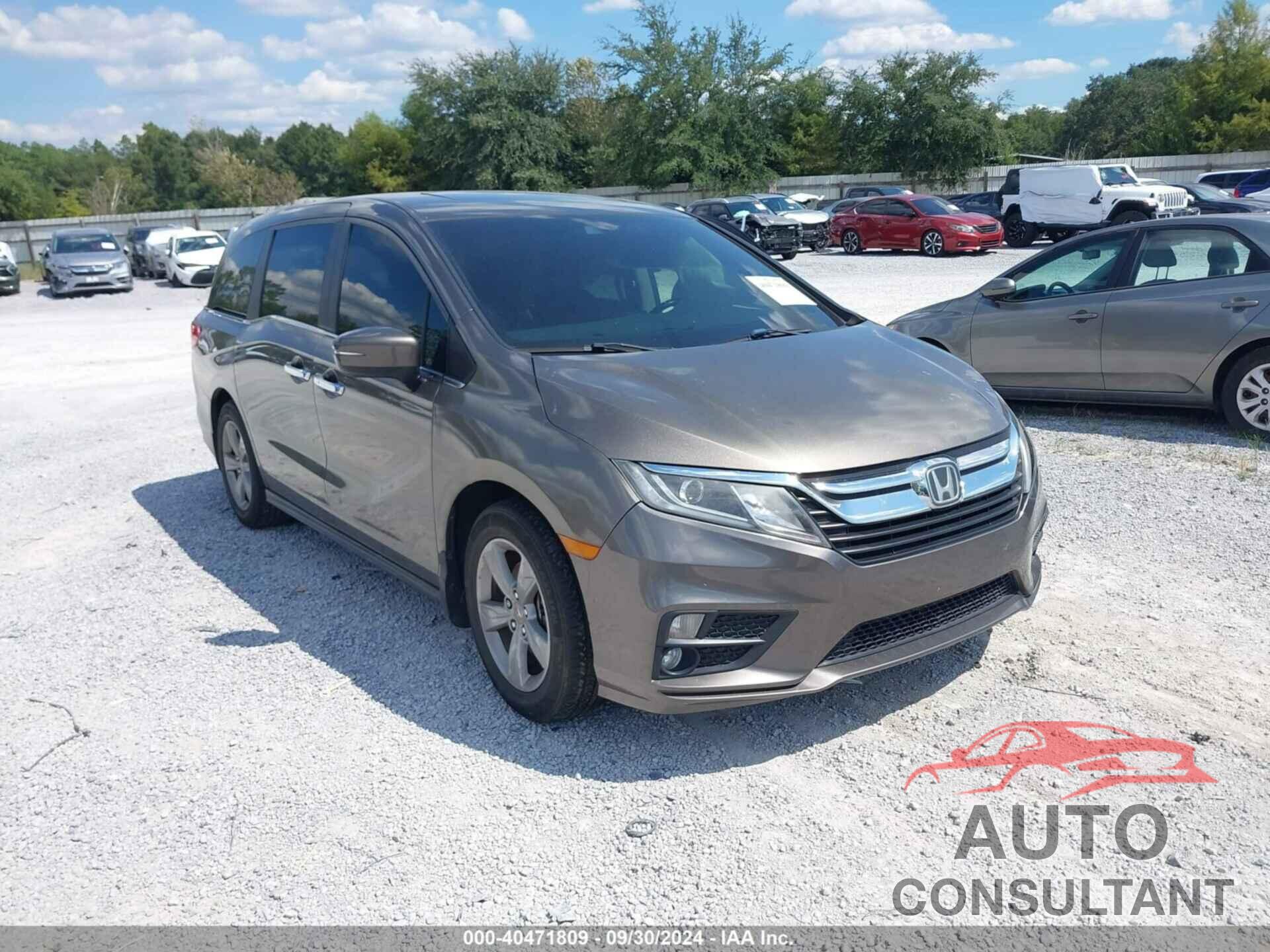 HONDA ODYSSEY 2018 - 5FNRL6H73JB030485