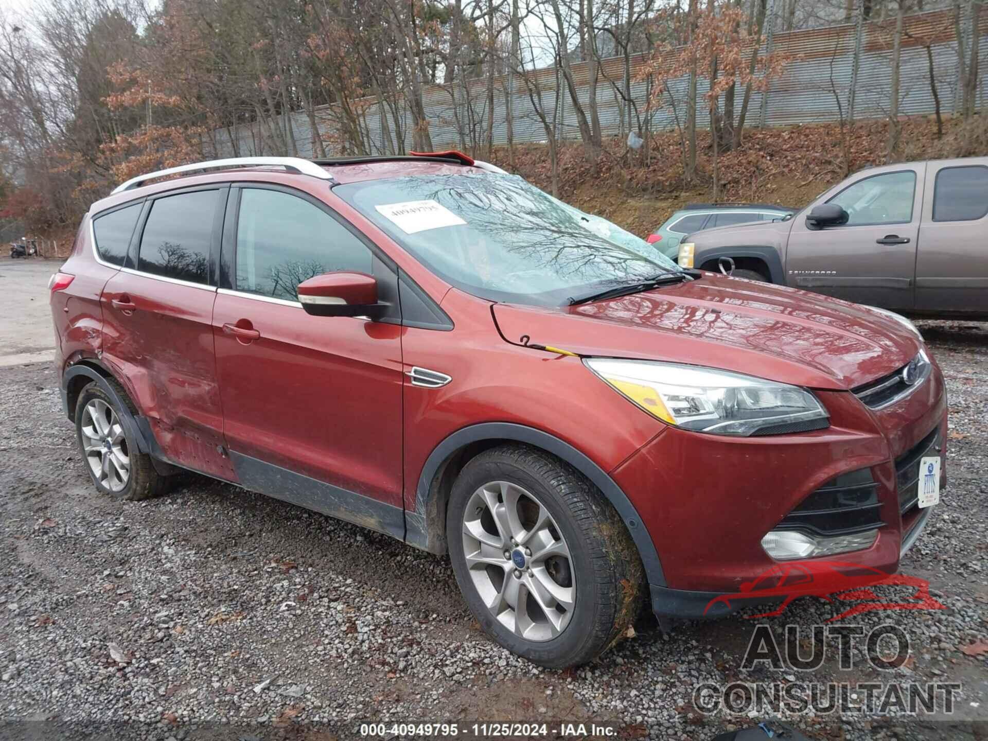 FORD ESCAPE 2015 - 1FMCU9J92FUA39317