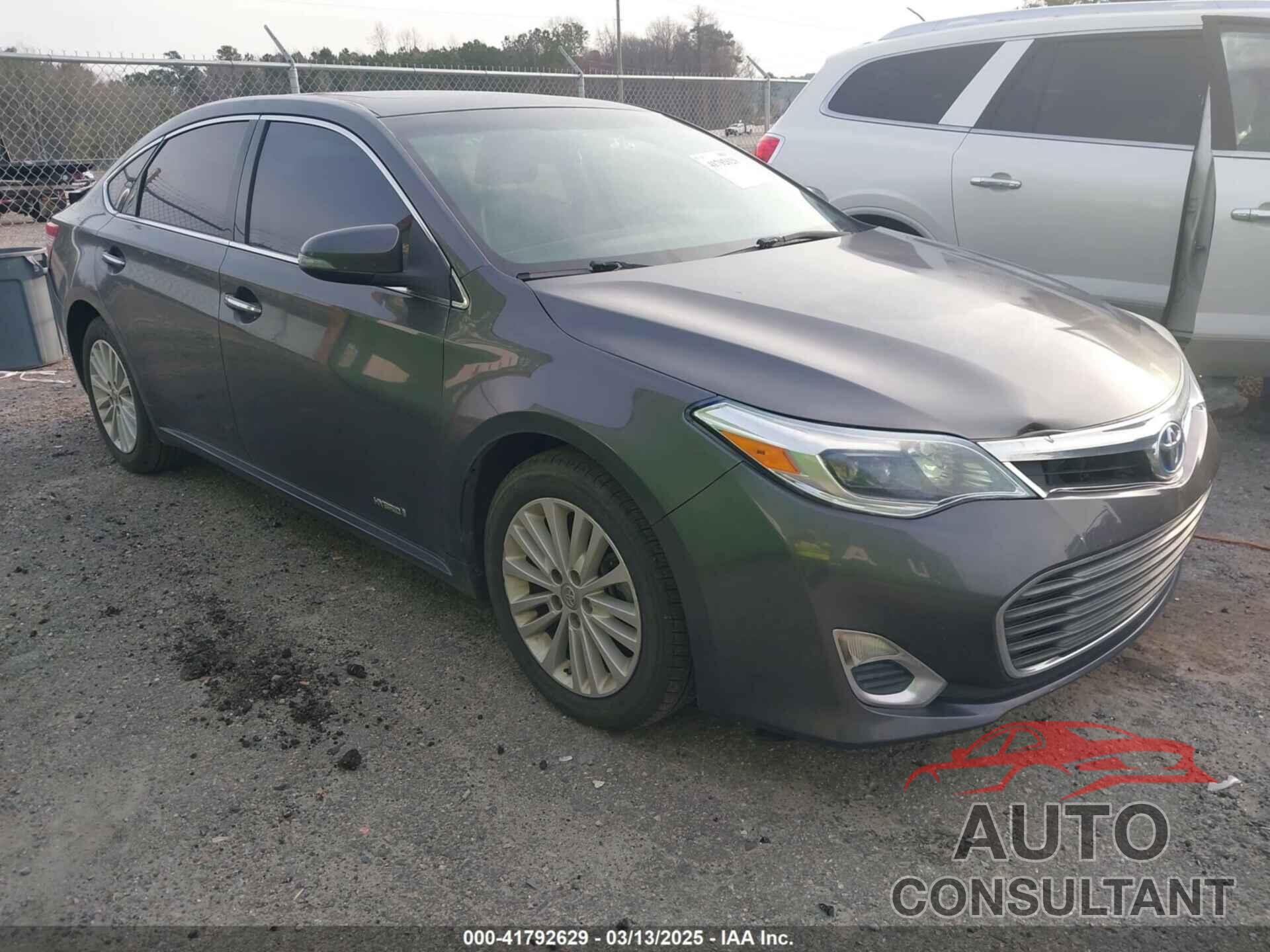 TOYOTA AVALON HYBRID 2013 - 4T1BD1EB6DU001838