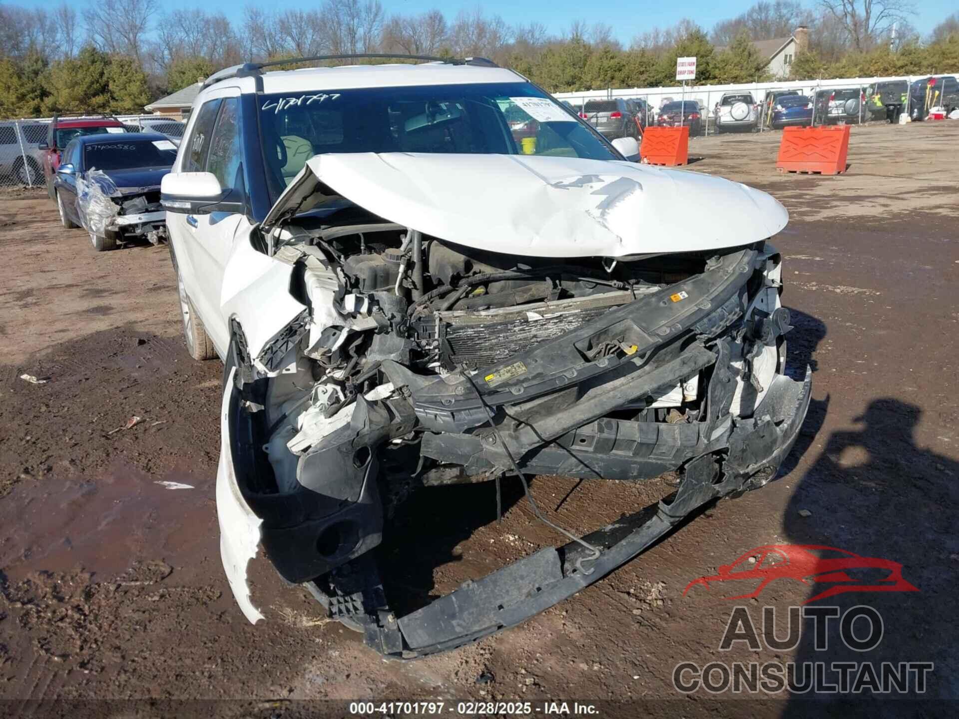 FORD EXPLORER 2011 - 1FMHK8F83BGA50258