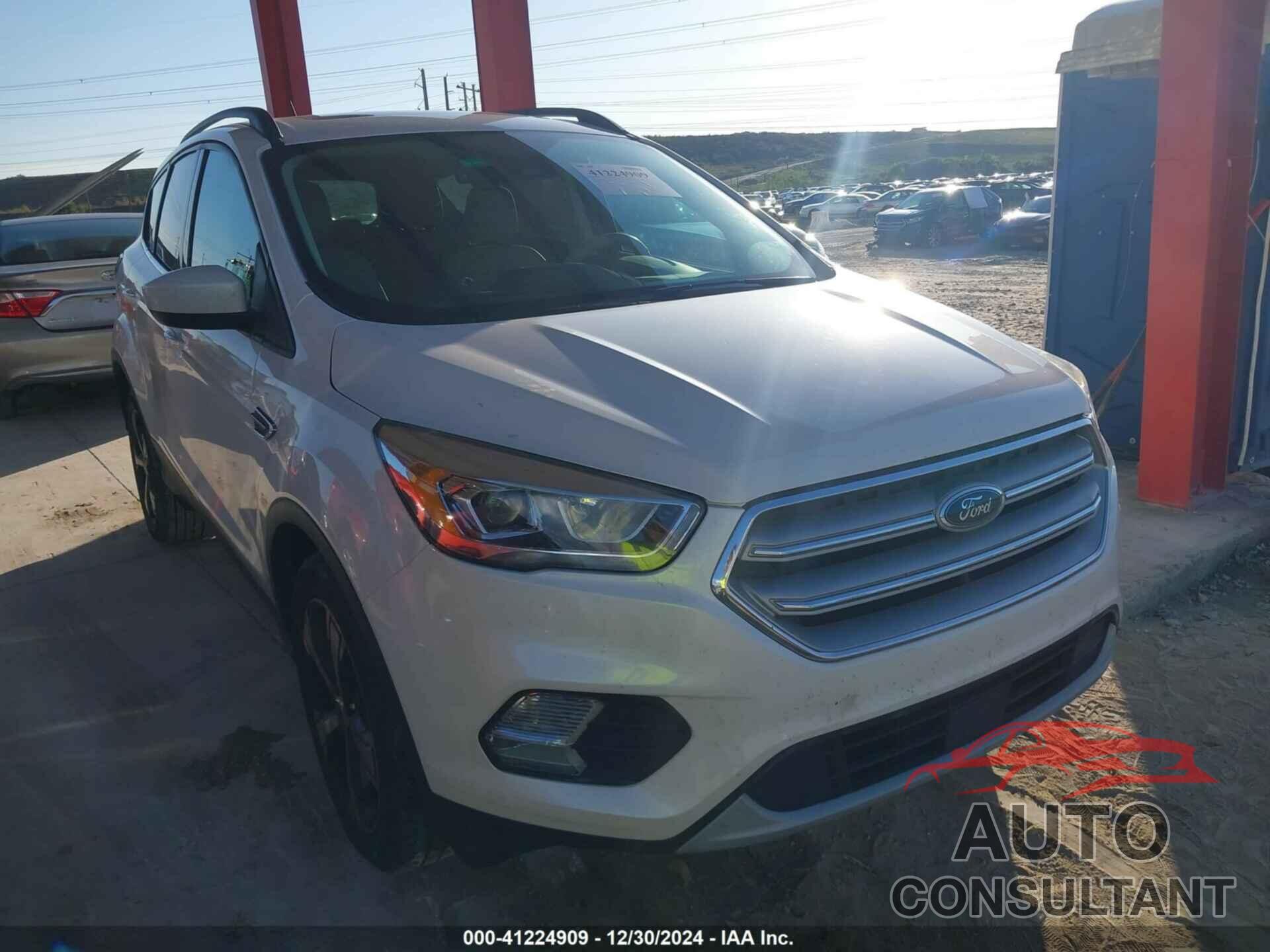 FORD ESCAPE 2018 - 1FMCU0HD9JUA07298
